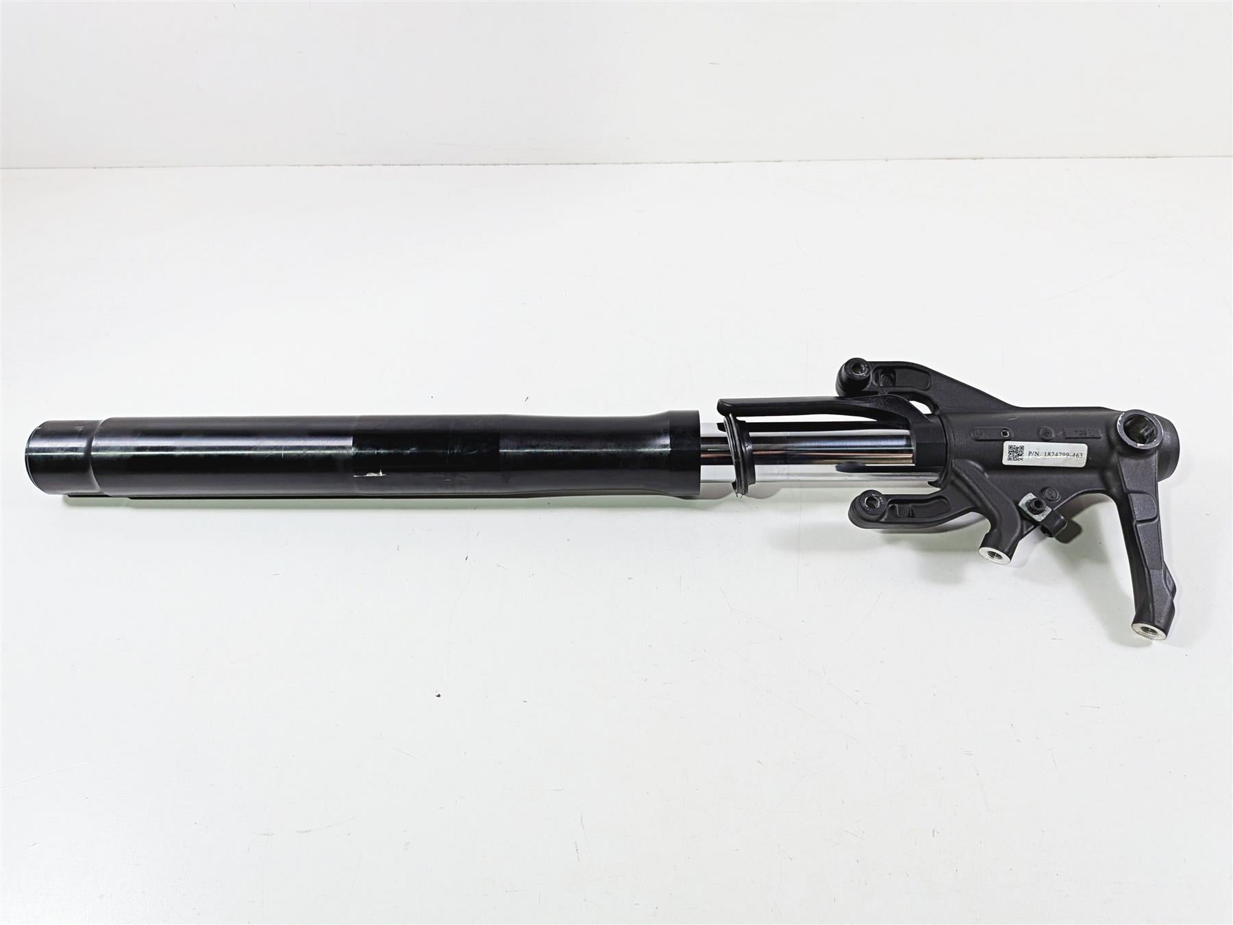 2020 Indian Challenger Limited Left Front Fork Leg - Dent 1824799 1825057-Mototech271