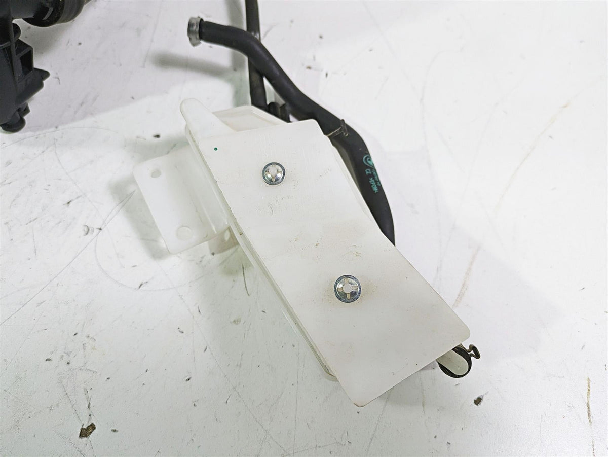 2017 BMW S1000R K47 Radiator Fan Hoses Reservoir - No Leaks 17118551544 {{ shop.shopifyCountryName }} - Mototech271