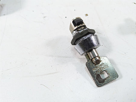 2005 Harley Touring FLHTCUI Electra Glide Ignition Switch Key Lock Set 71640-99 {{ shop.shopifyCountryName }} - Mototech271