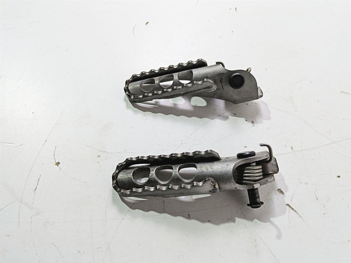 2019 BMW G310GS K02 Front Footpeg Rest Set - Read 46718562031 46718562032 {{ shop.shopifyCountryName }} - Mototech271