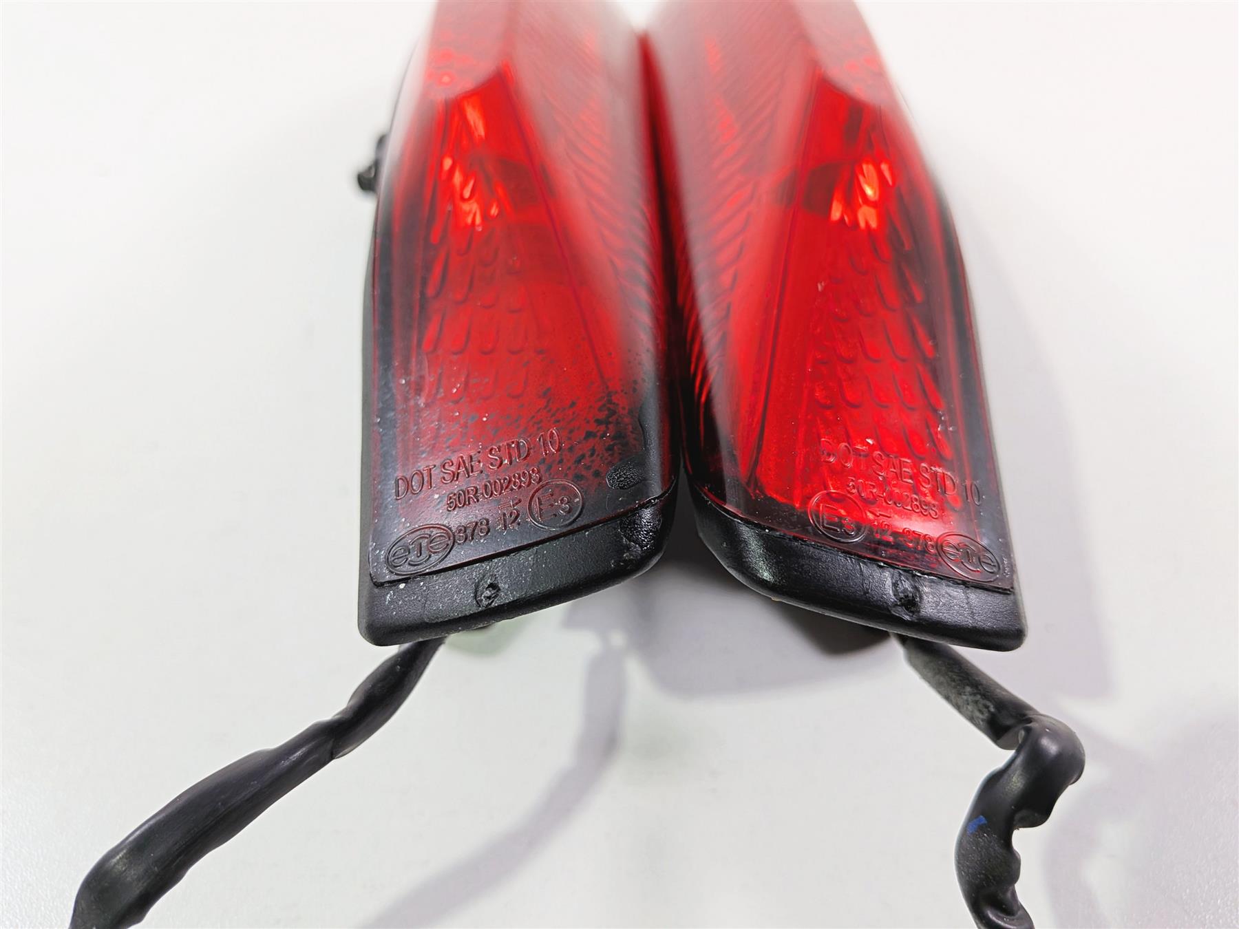 2015 Ducati Diavel Dark Taillight Tail Light Lamp Set 52510413A 52510423A-Mototech271