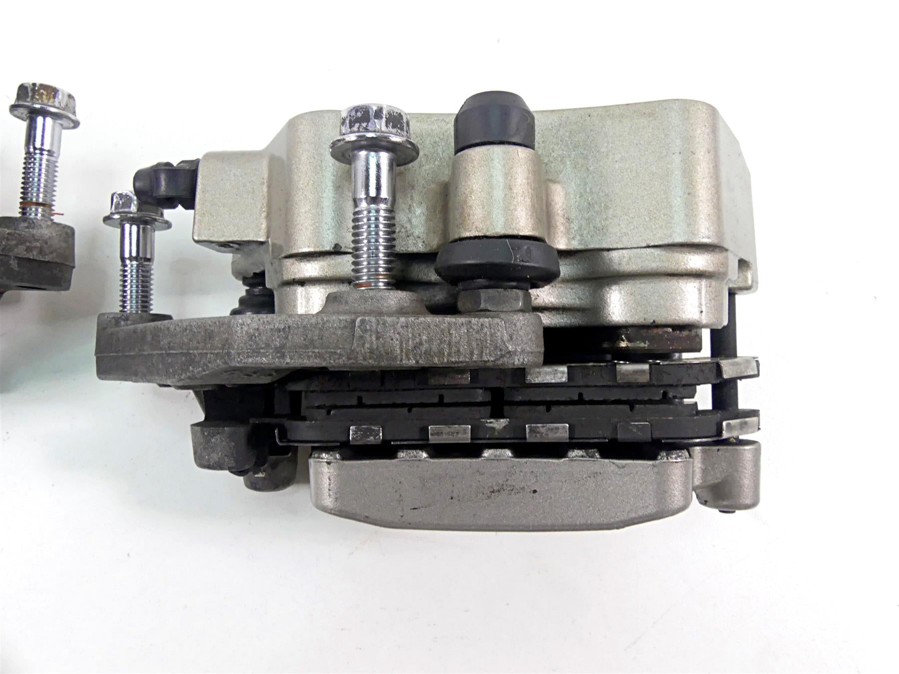 2007 Honda VTX1800 T2 Nissin Front Brake Caliper Set 45150-MCV-006 45250-MCV-006 {{ shop.shopifyCountryName }} - Mototech271