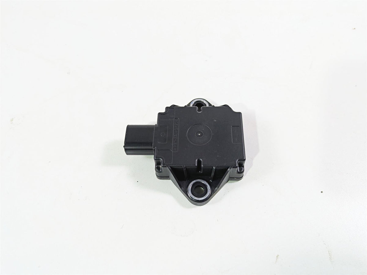 2024 Triumph Tiger 900 GT Lean Angle Fall Tilt Sensor T2508035 {{ shop.shopifyCountryName }} - Mototech271