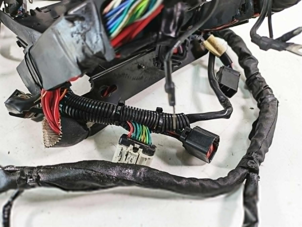 2013 Harley Softail FLSTC Heritage Classic Main Wiring Harness - No Abs 70431-12 {{ shop.shopifyCountryName }} - Mototech271