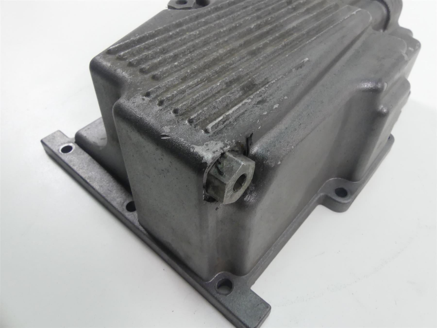 2009 Harley Dyna FXDF SE CVO Fat Bob Transmission Oil Pan Cover 26071-02 {{ shop.shopifyCountryName }} - Mototech271