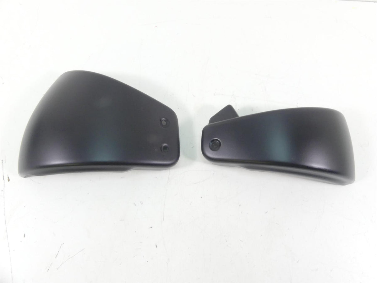 2021 Harley Softail FXBBS 114 Street Bob Side Cover Fairing Cowl Set 69201648 {{ shop.shopifyCountryName }} - Mototech271