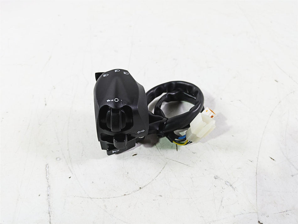 2022 MV Agusta F3 800 Rosso Left Hand Control Switch Light Blinker 8A00B9497 {{ shop.shopifyCountryName }} - Mototech271