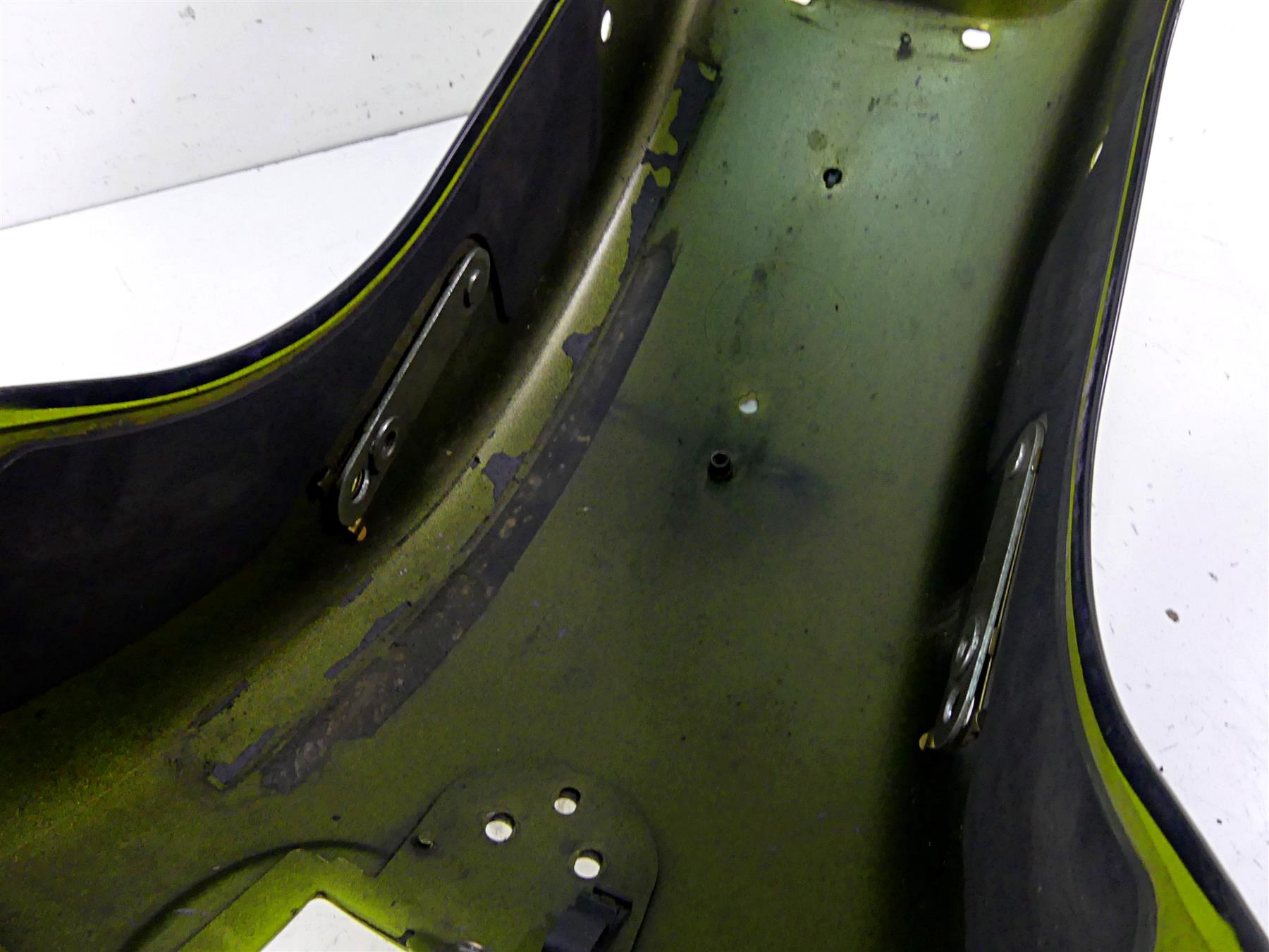 2011 Harley Softail FLSTF Fat Boy Rear Fender -Read 59819-06B {{ shop.shopifyCountryName }} - Mototech271