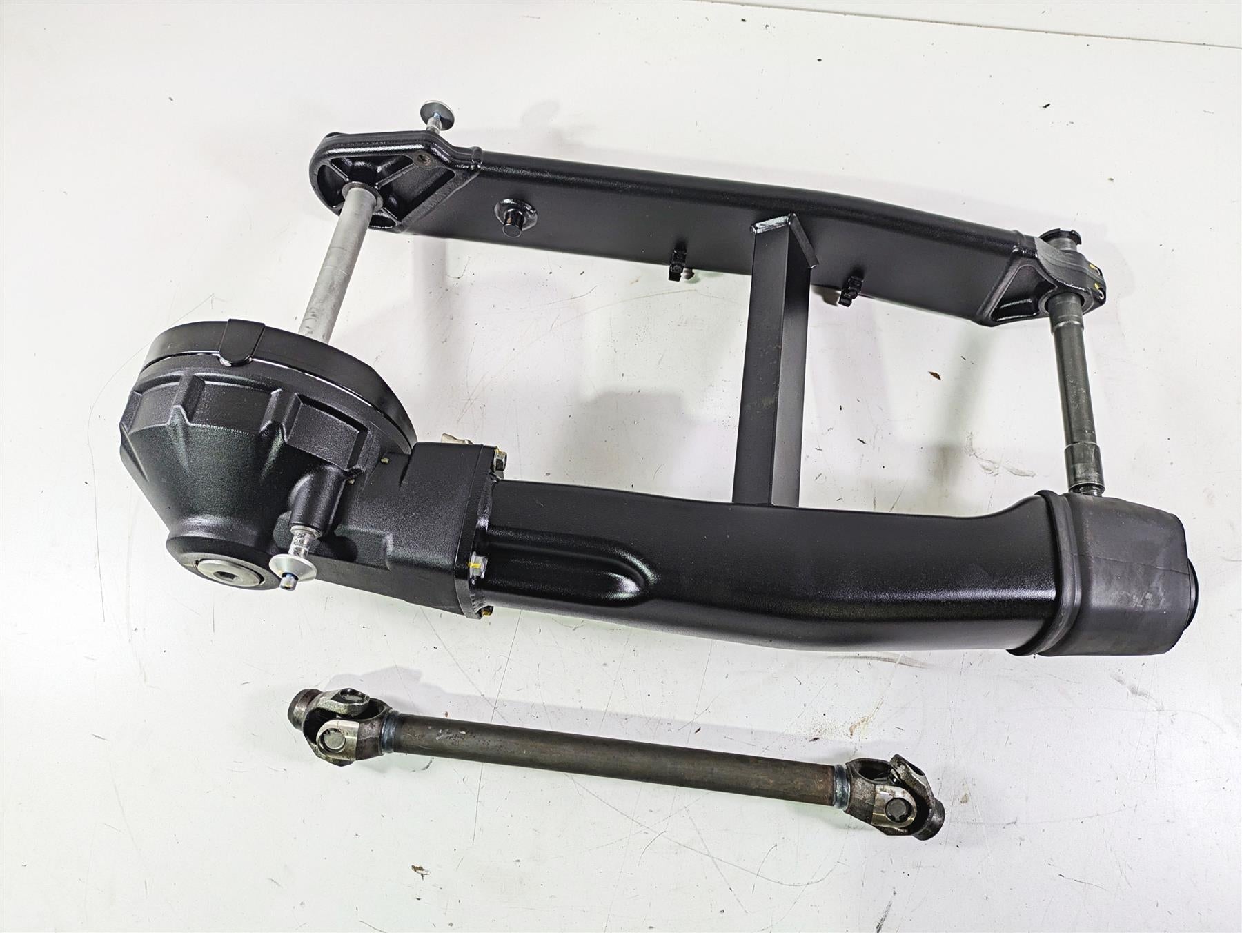 2014 Moto Guzzi California 1400 Touring Swingarm Differential Drive Shaft 887300 {{ shop.shopifyCountryName }} - Mototech271