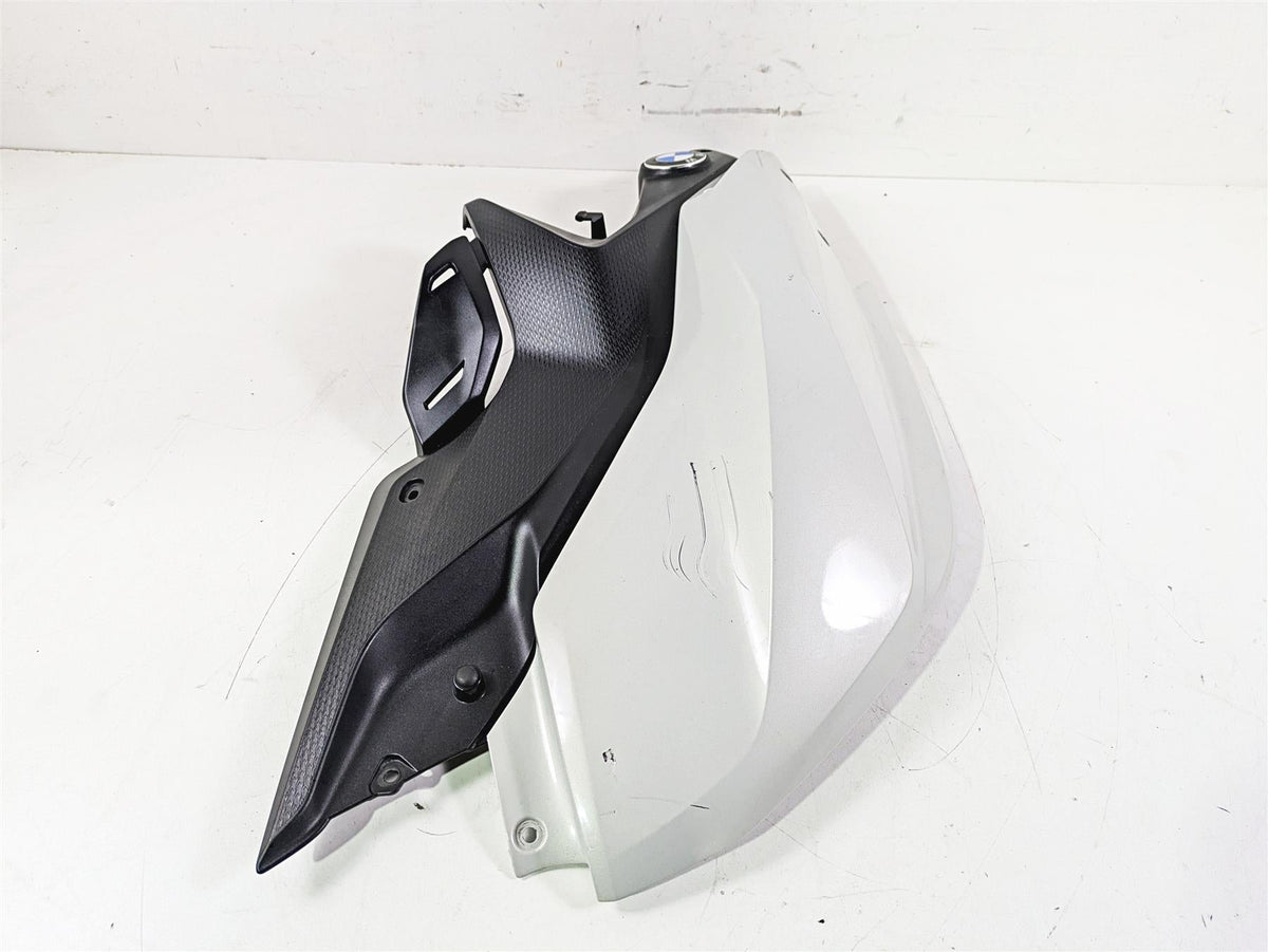 2016 BMW R1200RS K54 Tank Left Side Fairing Cover - Scratches 46638548065 {{ shop.shopifyCountryName }} - Mototech271