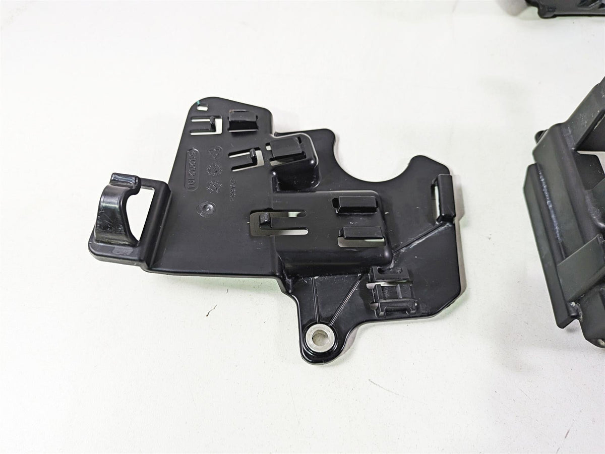 2020 Harley Softail FXST Standard Electrical Battery Carrier Set 69201632 {{ shop.shopifyCountryName }} - Mototech271