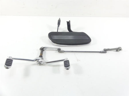 2013 Harley Touring FLHX Street Glide Left Front Floor Board & Shifter 50688-04 {{ shop.shopifyCountryName }} - Mototech271