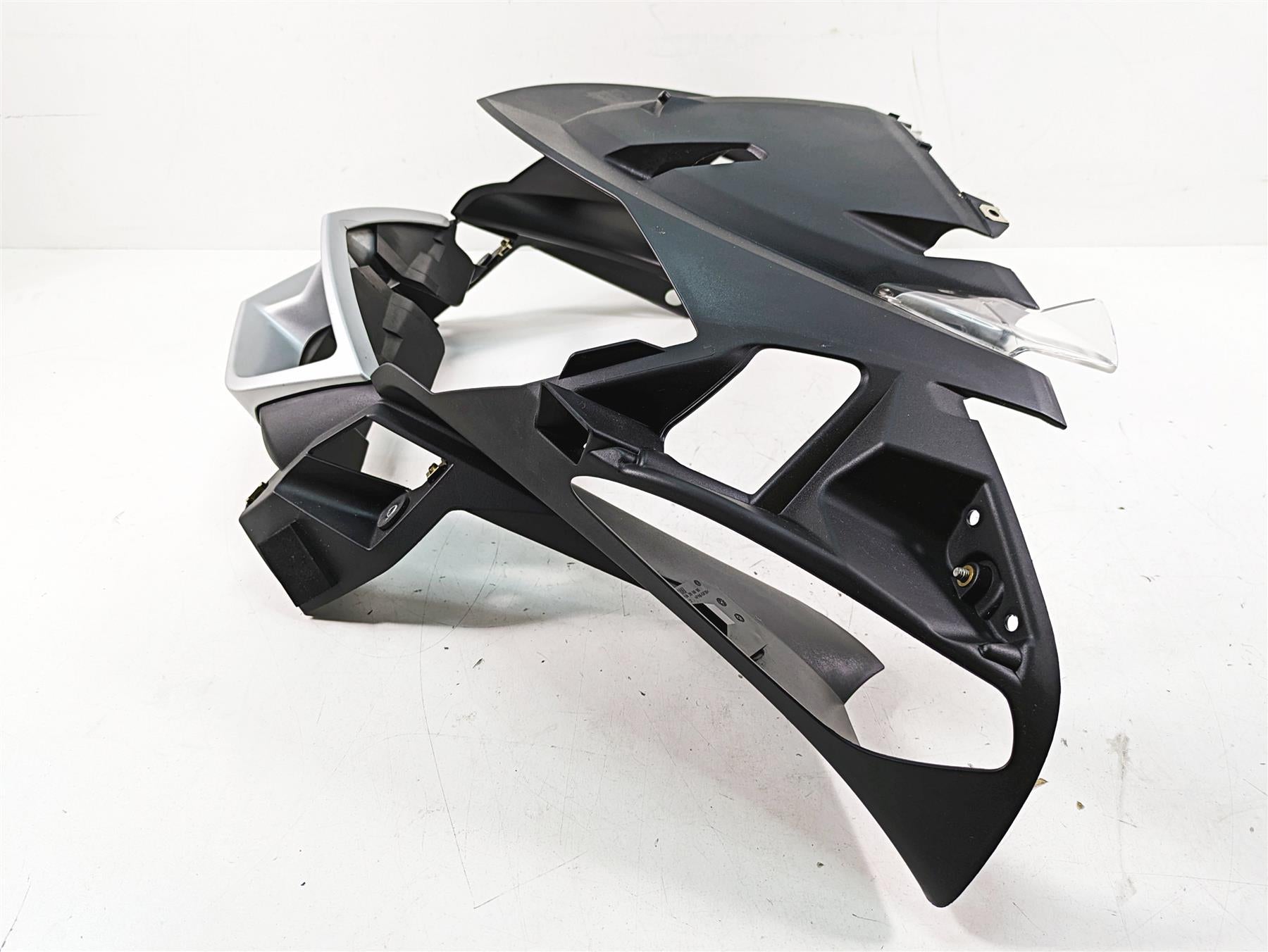 2007 BMW R1200RT K26 Inner Front Headlight Scoop Fairing Cover 46637682929 {{ shop.shopifyCountryName }} - Mototech271