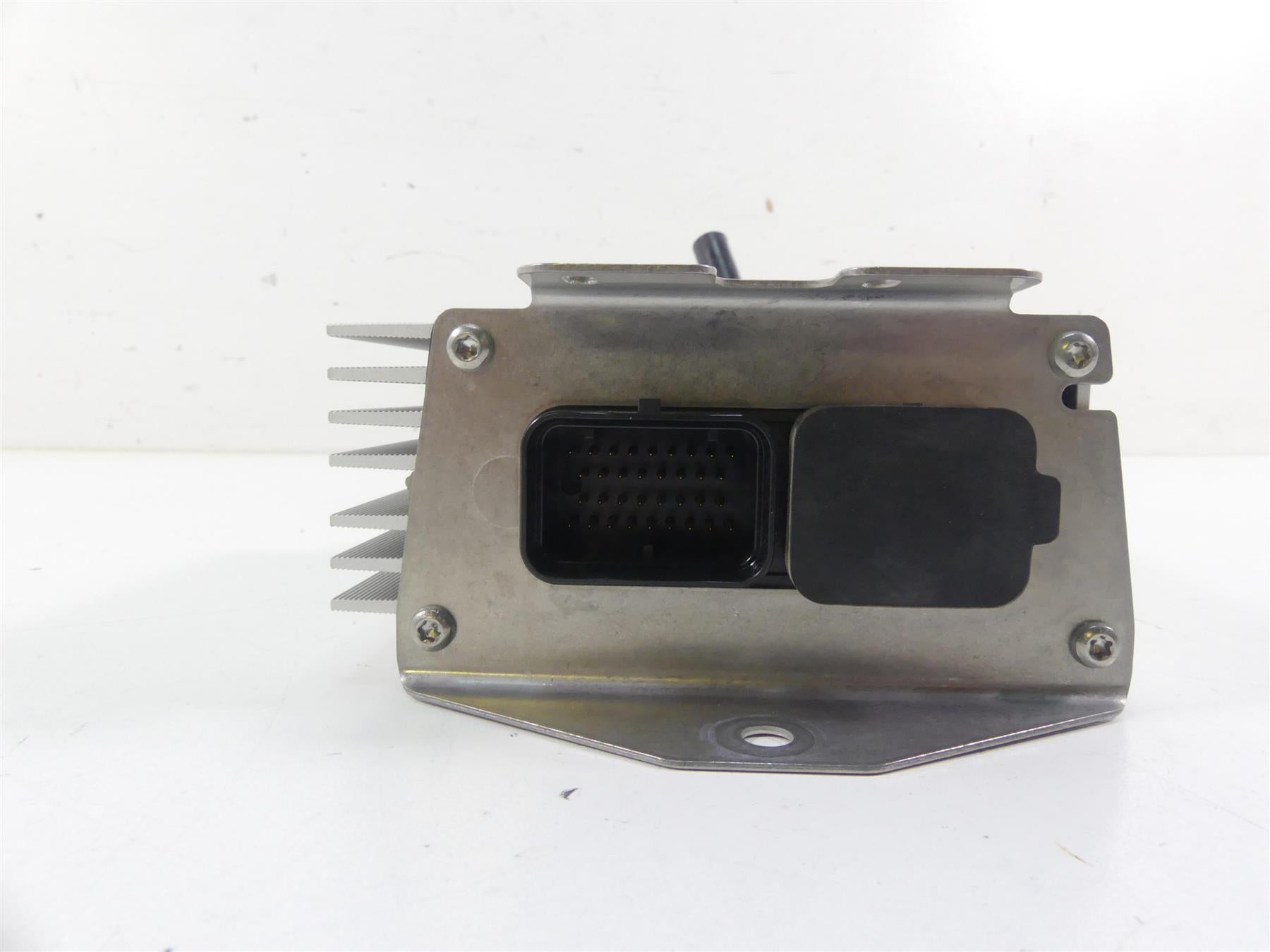 2015 Victory Cross Country Tour Ntouch Radio Amplifier Stereo Module 2411677 {{ shop.shopifyCountryName }} - Mototech271