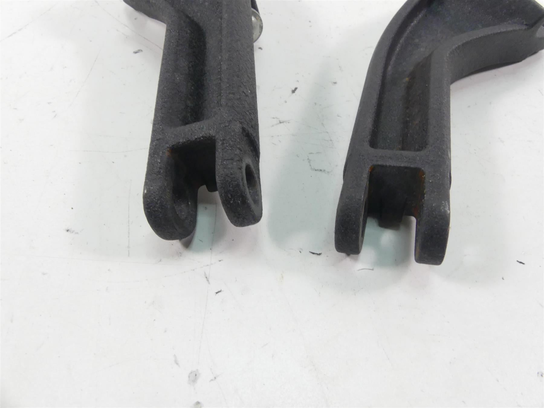 2010 Harley FXDWG Dyna Wide Glide Rear Passenger Footpeg Mounts 49230-06 {{ shop.shopifyCountryName }} - Mototech271