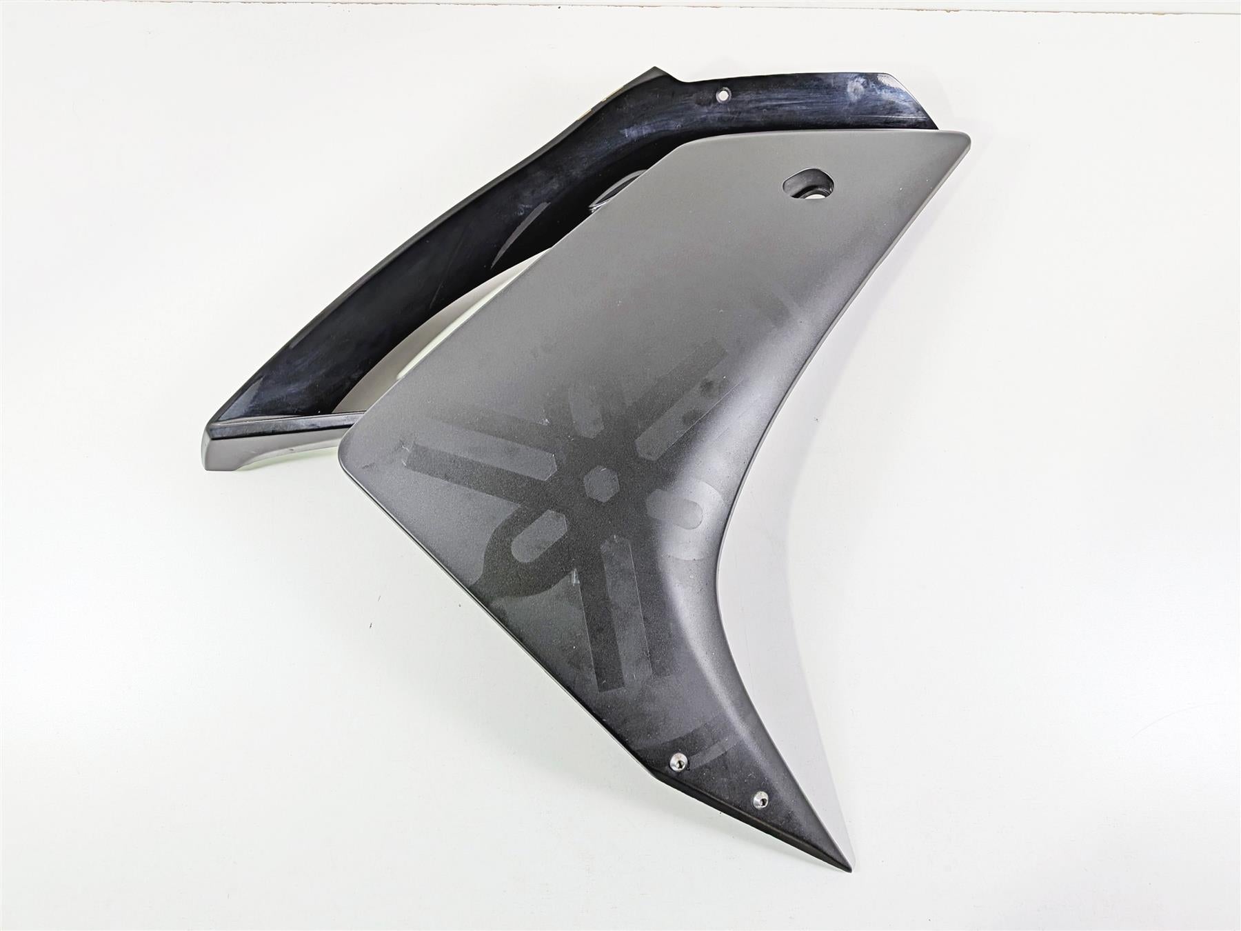 2008 Yamaha YZF R1 RN19 Oem Right Main Fairing Cover Set -Read 4C8-2835V-00 {{ shop.shopifyCountryName }} - Mototech271