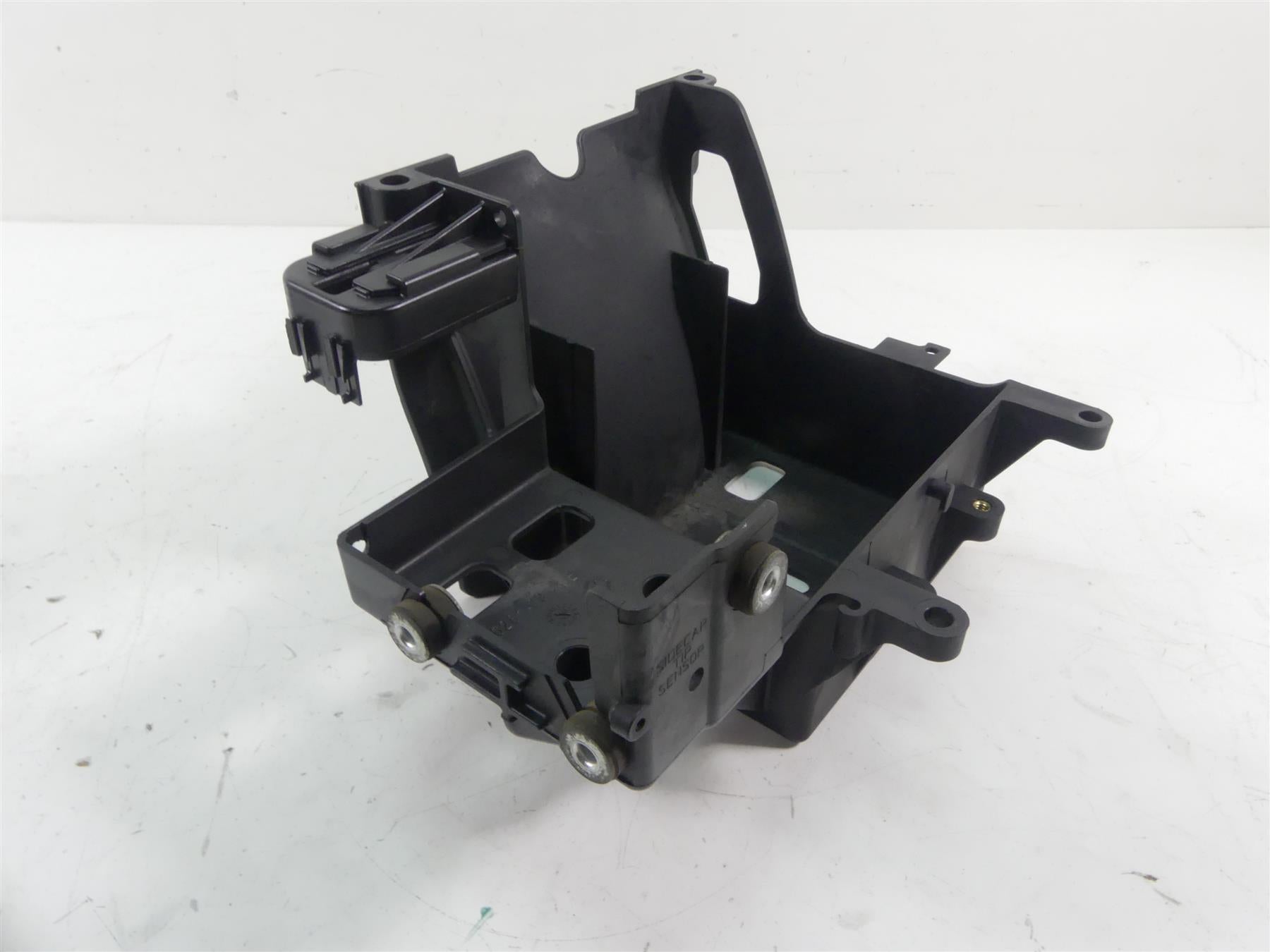 2011 Harley Touring FLTRX Road Glide Battery Tray Electrical Holder Set 66281-09 {{ shop.shopifyCountryName }} - Mototech271