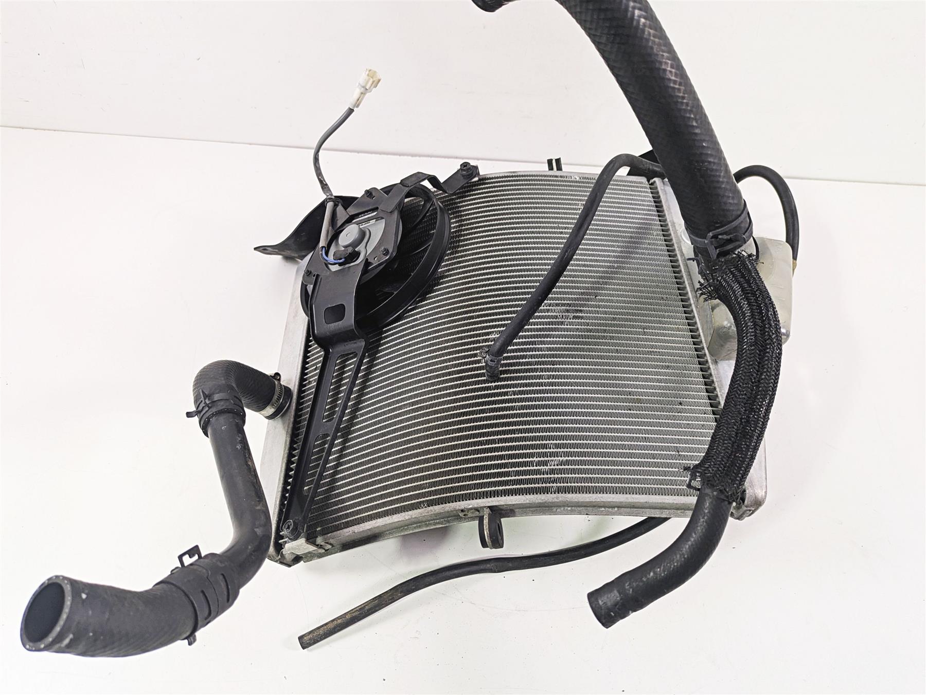 2016 Kawasaki ZX10R Ninja Radiator Fan Reservoir Hoses Set 39061-0566 {{ shop.shopifyCountryName }} - Mototech271