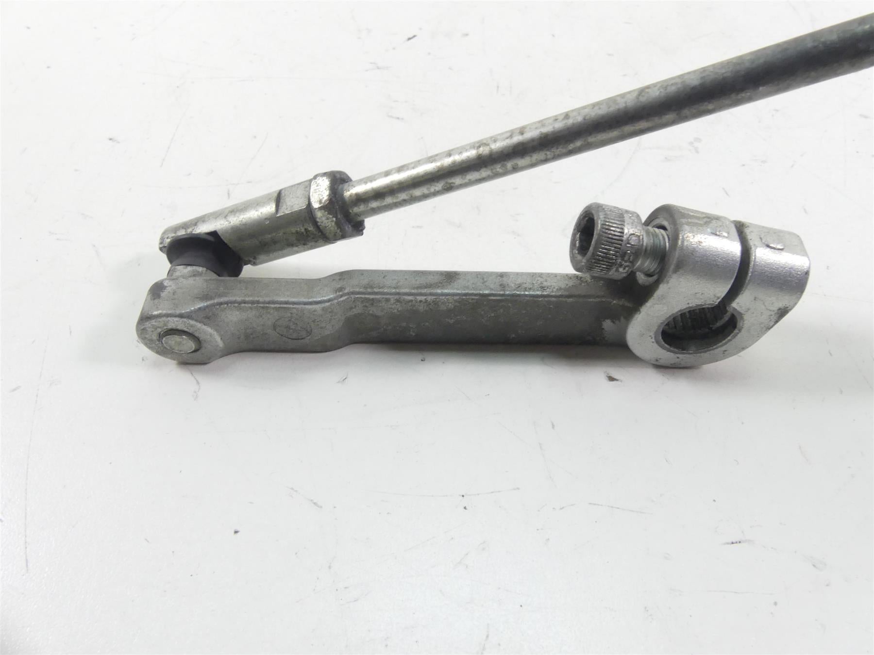 2012 Harley Touring FLHTP Electra Glide Shifter Shift Lever & Rod Set 33895-82E {{ shop.shopifyCountryName }} - Mototech271