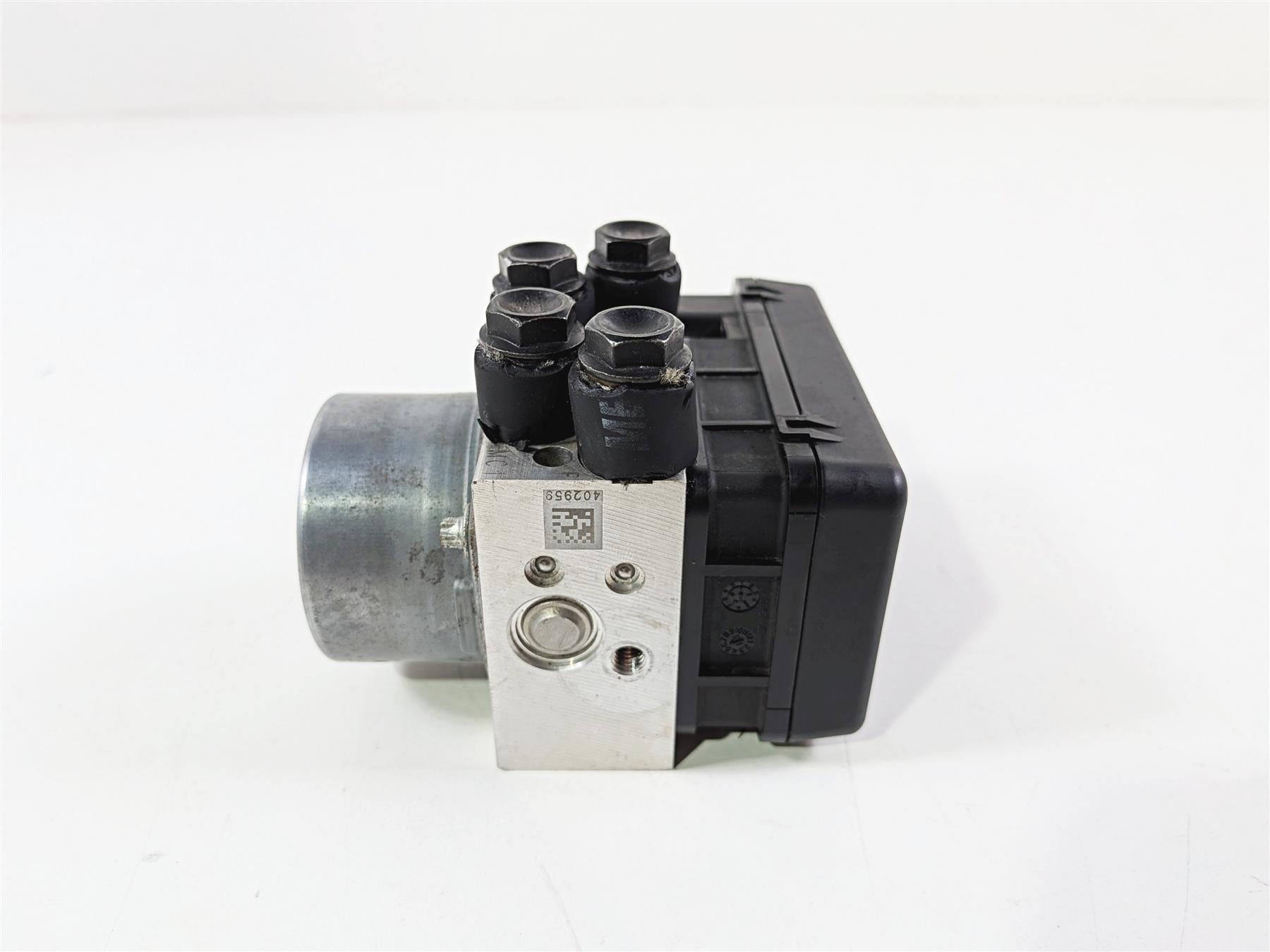 2016 Ducati Hypermotard 939 SP Abs Brake Pump Module Unit 54240402A 54240332B-Mototech271