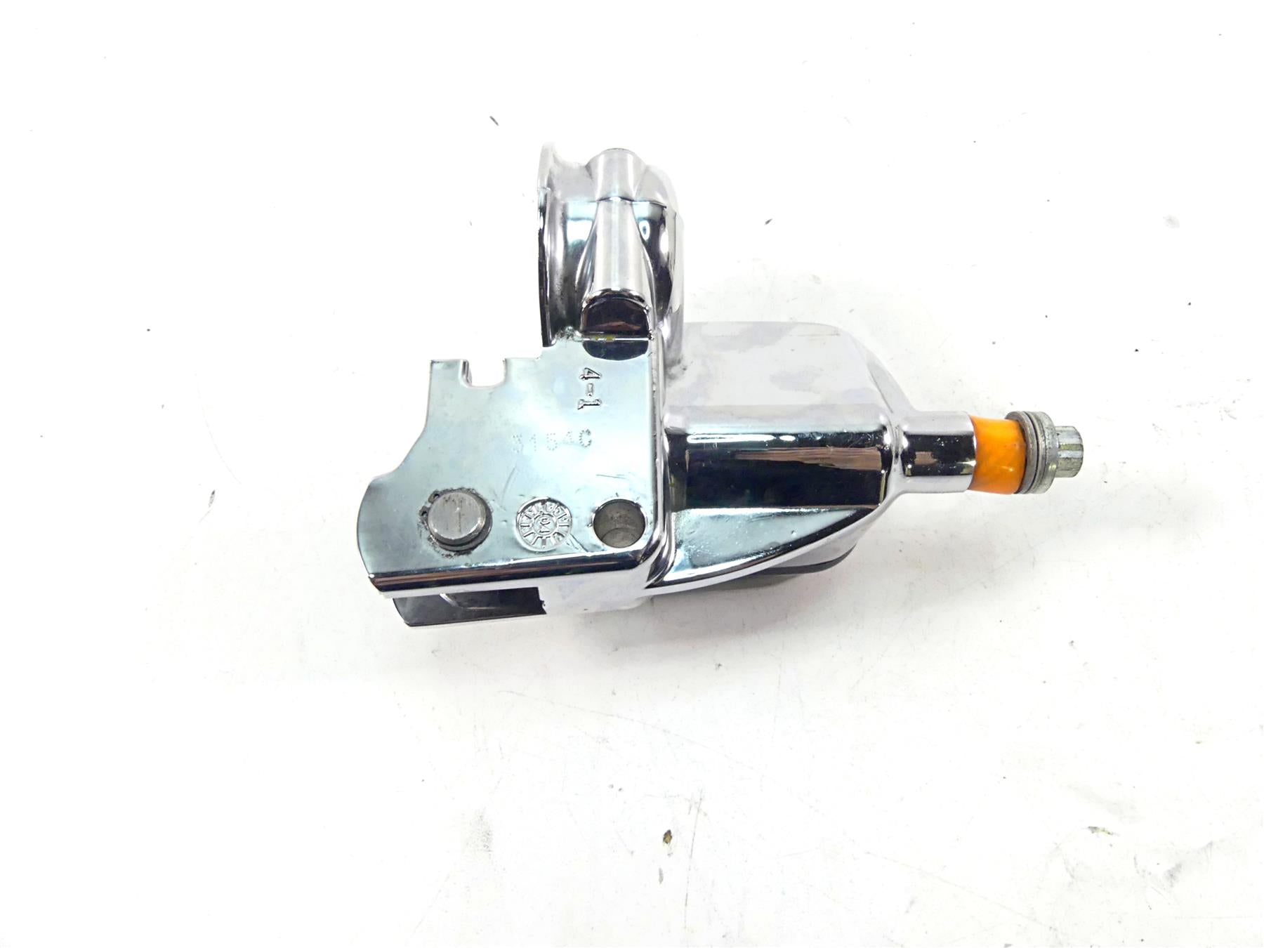 2005 Harley VRSCSE CVO V-Rod Clutch Chrome 11/16 Master Cylinder 45282-99A {{ shop.shopifyCountryName }} - Mototech271