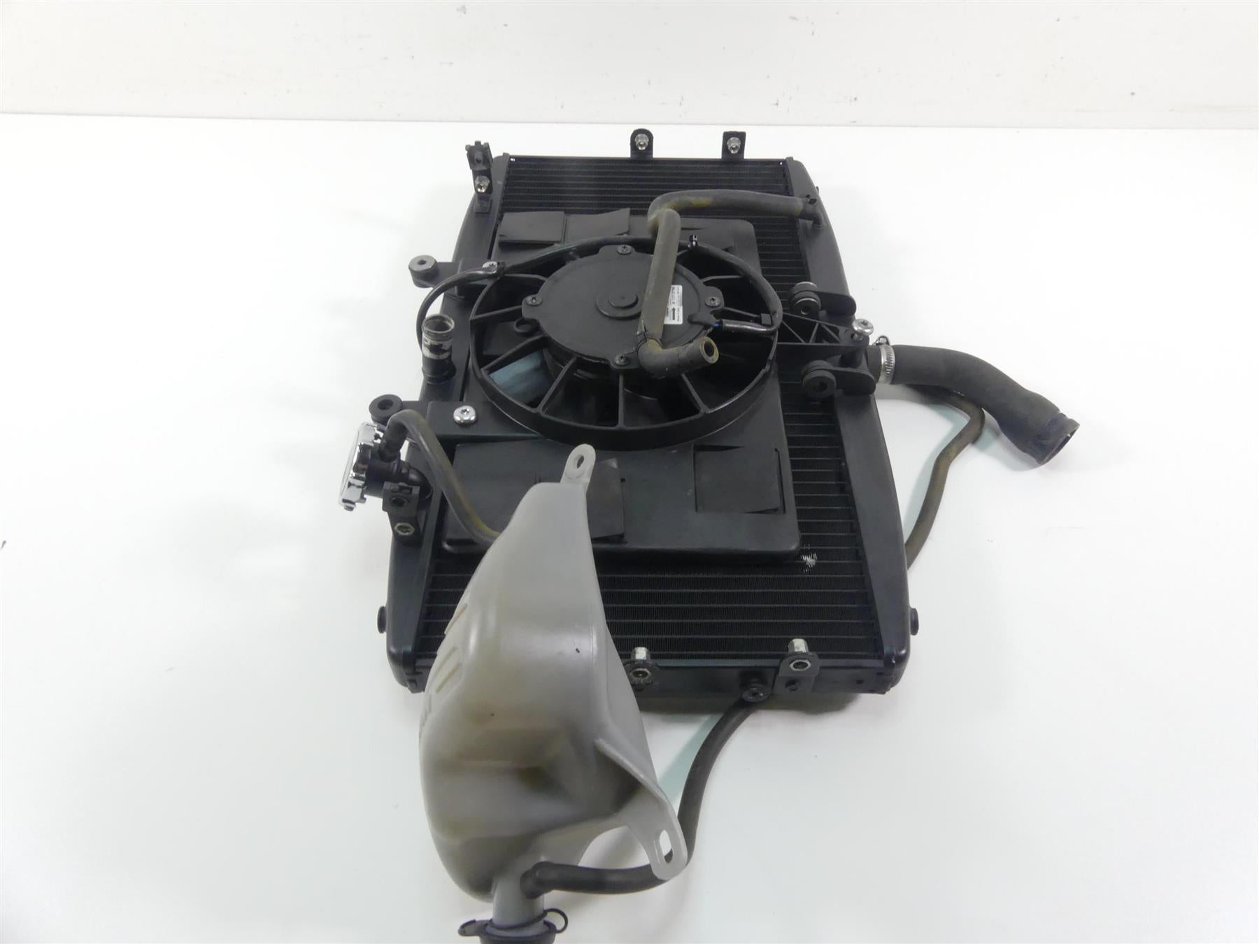 2013 Triumph Rocket 3 Touring Radiator Fan Hoses Reservoir - No Leaks T2108307 {{ shop.shopifyCountryName }} - Mototech271