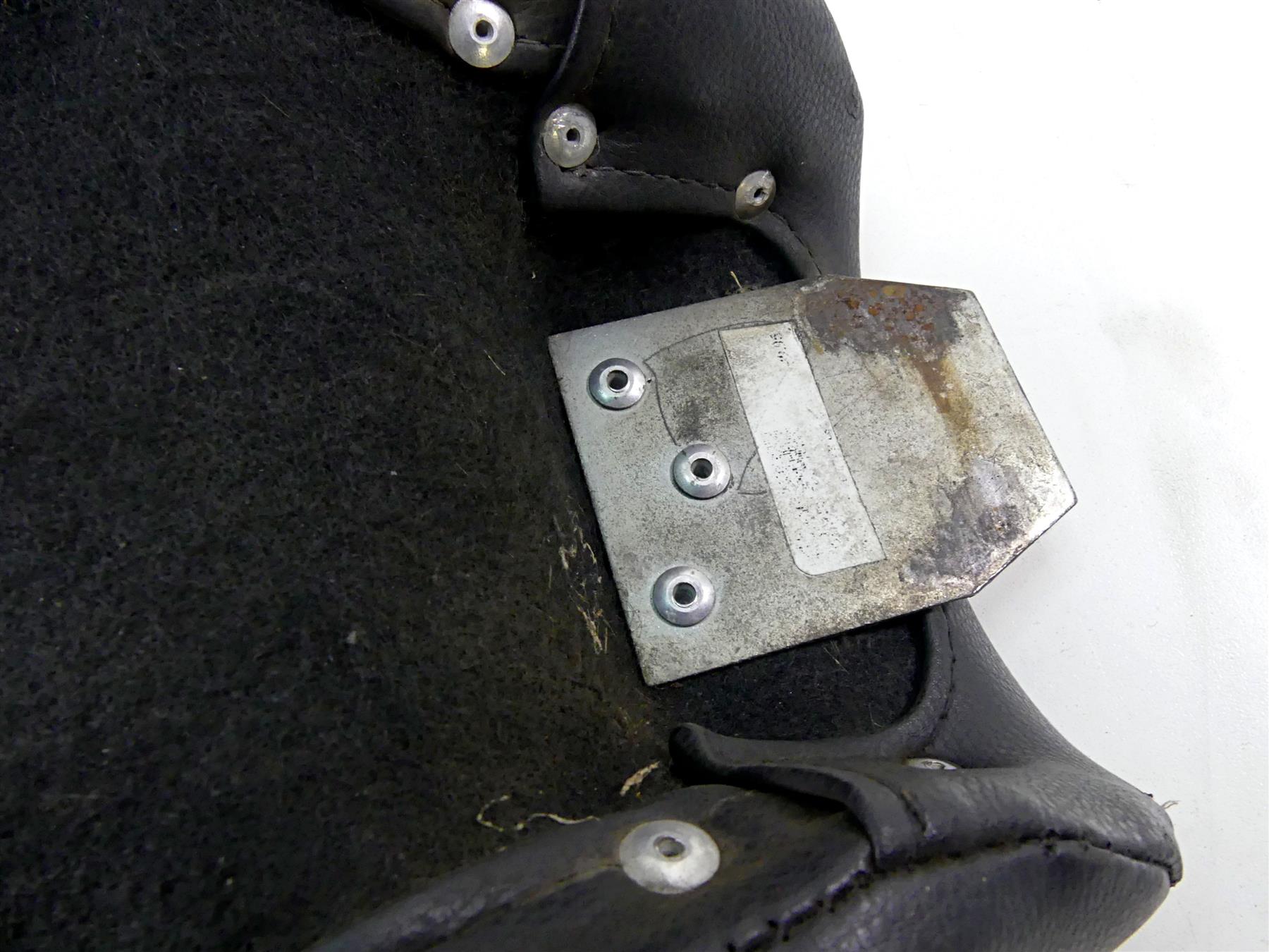 2017 Harley XL1200 CX Sportster Roadster Saddlemen Step-Up Seat -Read 807-11-173 {{ shop.shopifyCountryName }} - Mototech271