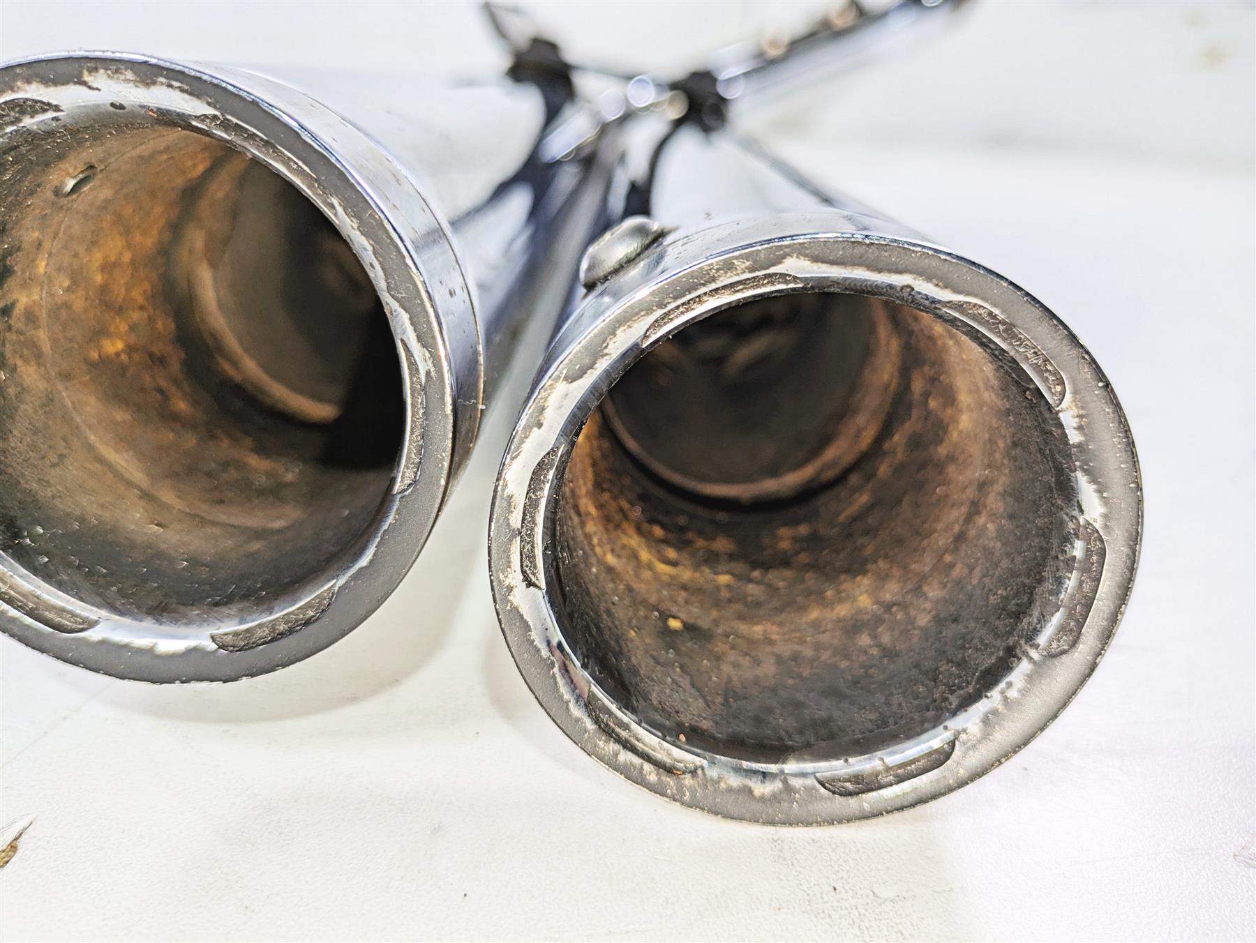 2004 Harley FLSTCI Softail Heritage Vance Hines Long Shots Exhaust System 17811 {{ shop.shopifyCountryName }} - Mototech271