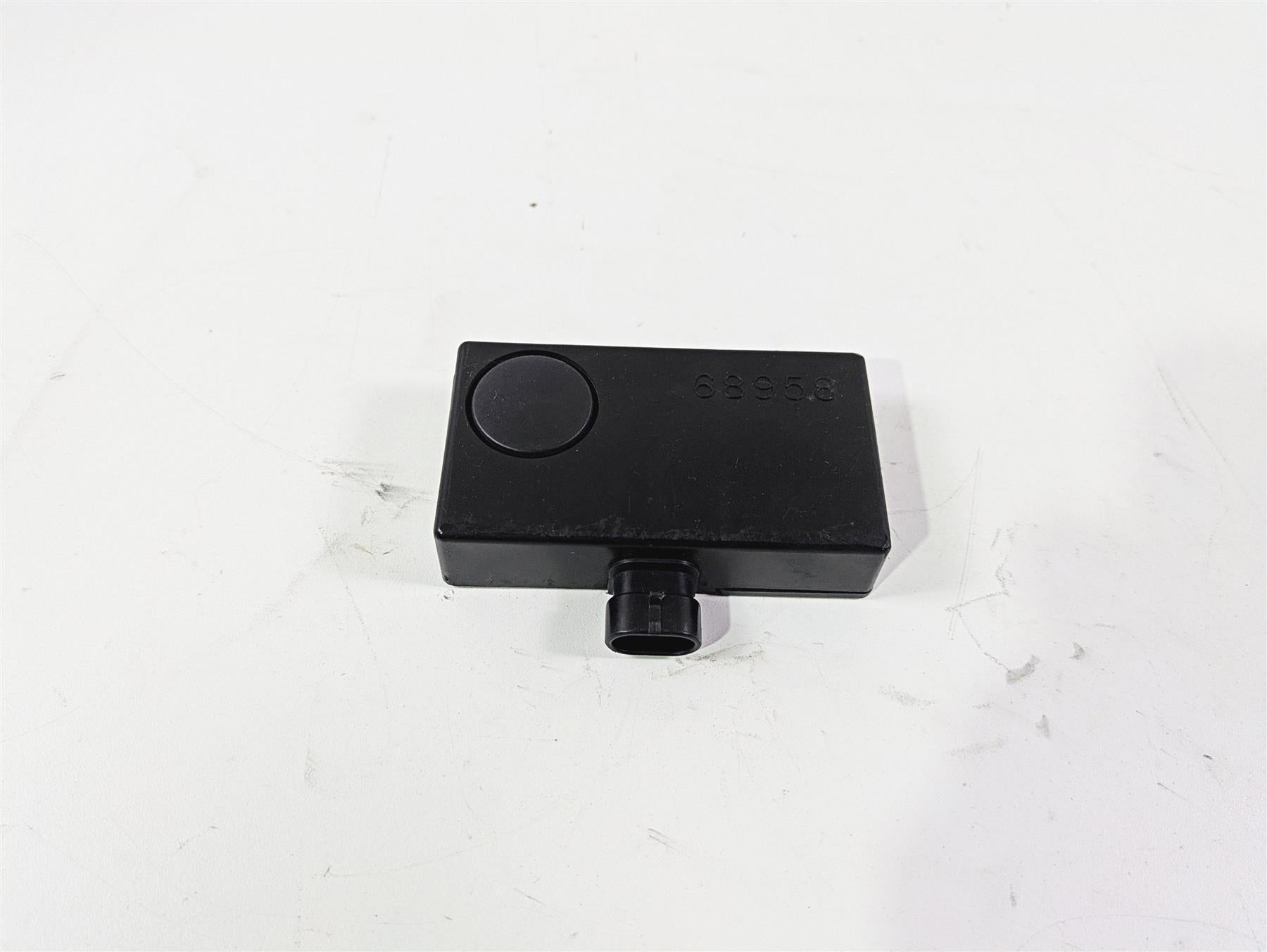 2001 Harley Touring FLHX Street Glide Alarm Siren Module Control Box 68958-00
