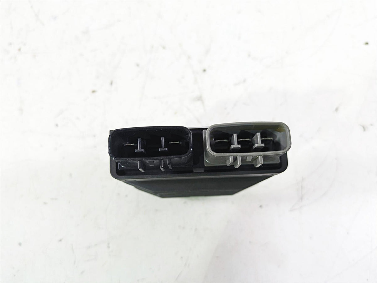 2023 Triumph Street Triple 765 RS Rectifier Voltage Regulator FH027AA T1300675 {{ shop.shopifyCountryName }} - Mototech271