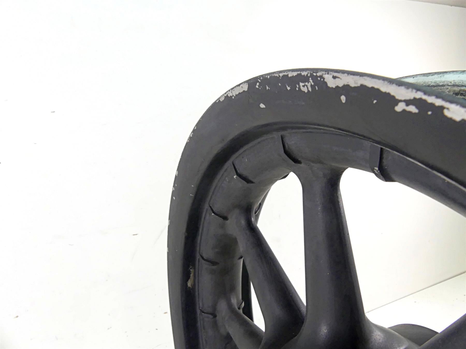 2002 Harley Touring FLHTC Electra Glide Front Wheel Rim 16x3 9 Spoke 43345-00 {{ shop.shopifyCountryName }} - Mototech271