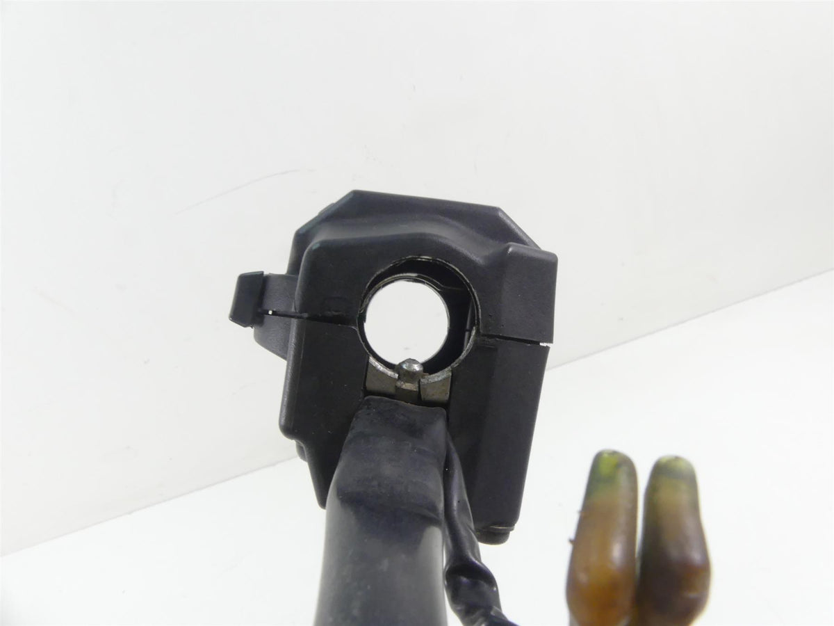 1980 Honda CB750C Custom Left Hand Light Horn Control Switch 35200-460-671 {{ shop.shopifyCountryName }} - Mototech271