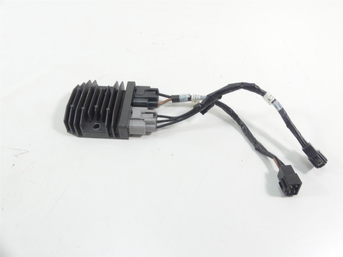 2015 Triumph 1050 Speed Triple R Rectifier Voltage Regulator T1300675 FH020AA {{ shop.shopifyCountryName }} - Mototech271