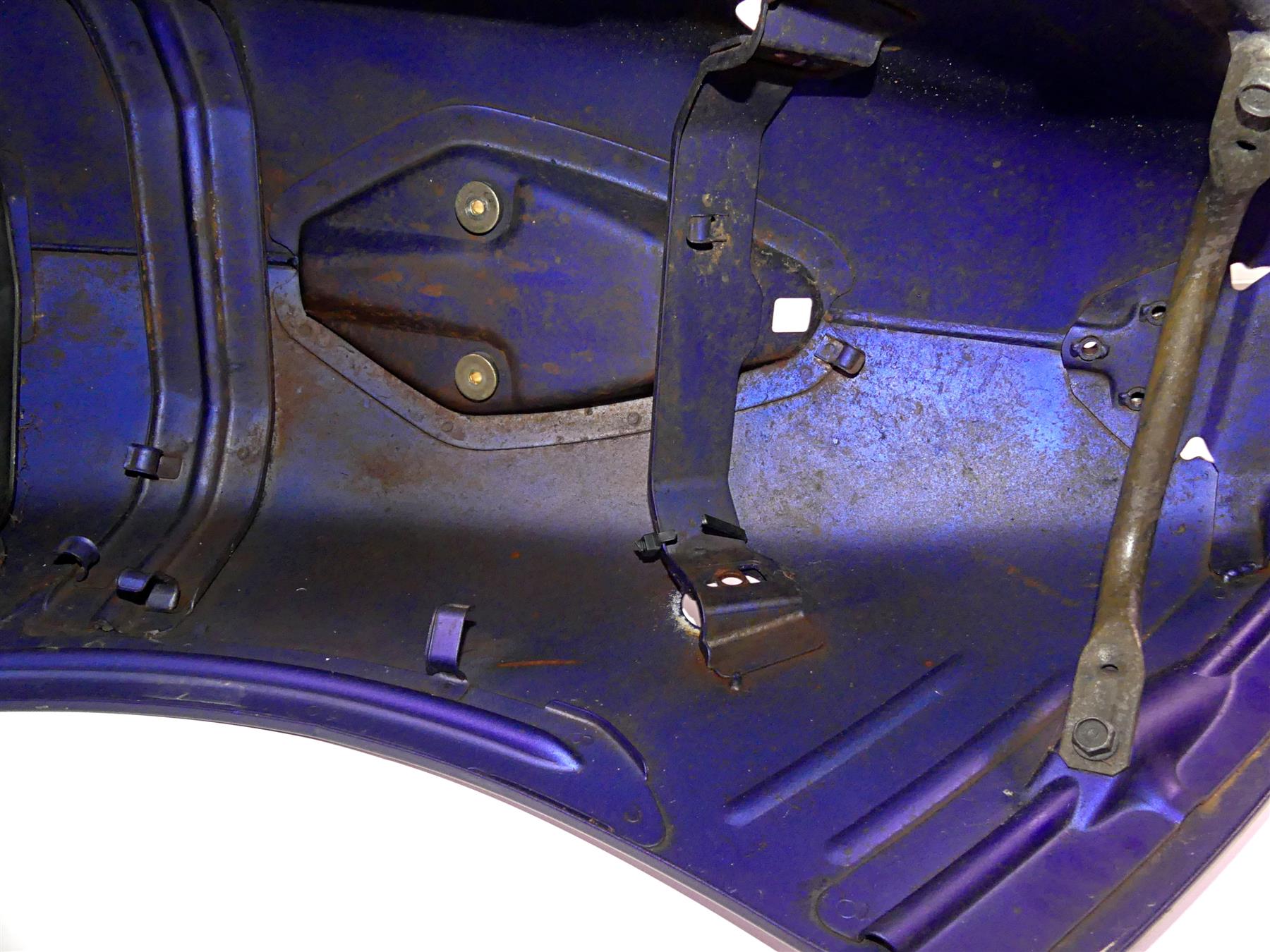 2002 Honda VTX1800 R Rear Fender - Purple Flames 80110-MEA-670 80110-MCV-S10 {{ shop.shopifyCountryName }} - Mototech271