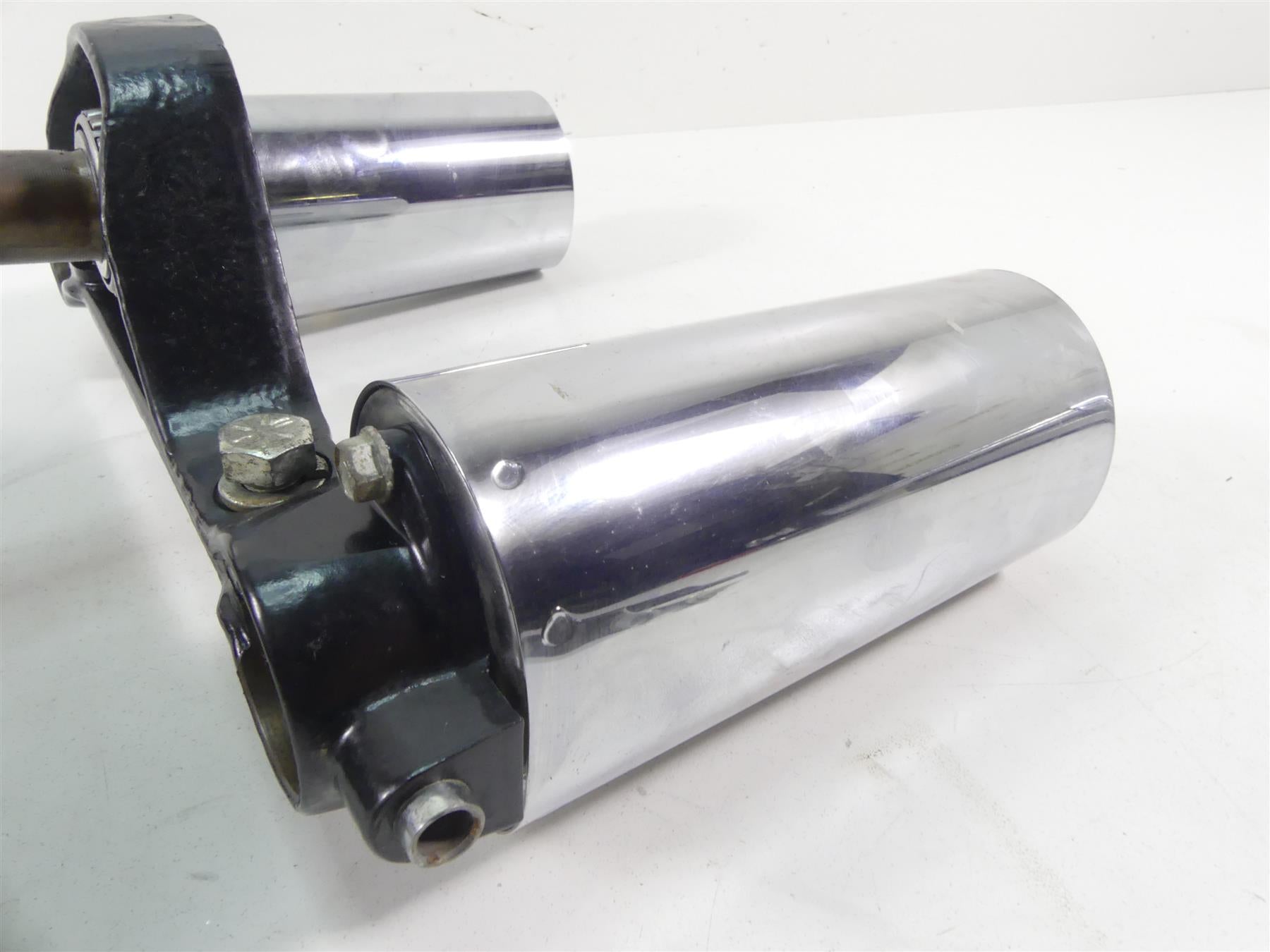 2004 Harley FLHTC SE CVO Electra Glide Upper Lower 41mm Triple Tree Set 45446-87 {{ shop.shopifyCountryName }} - Mototech271