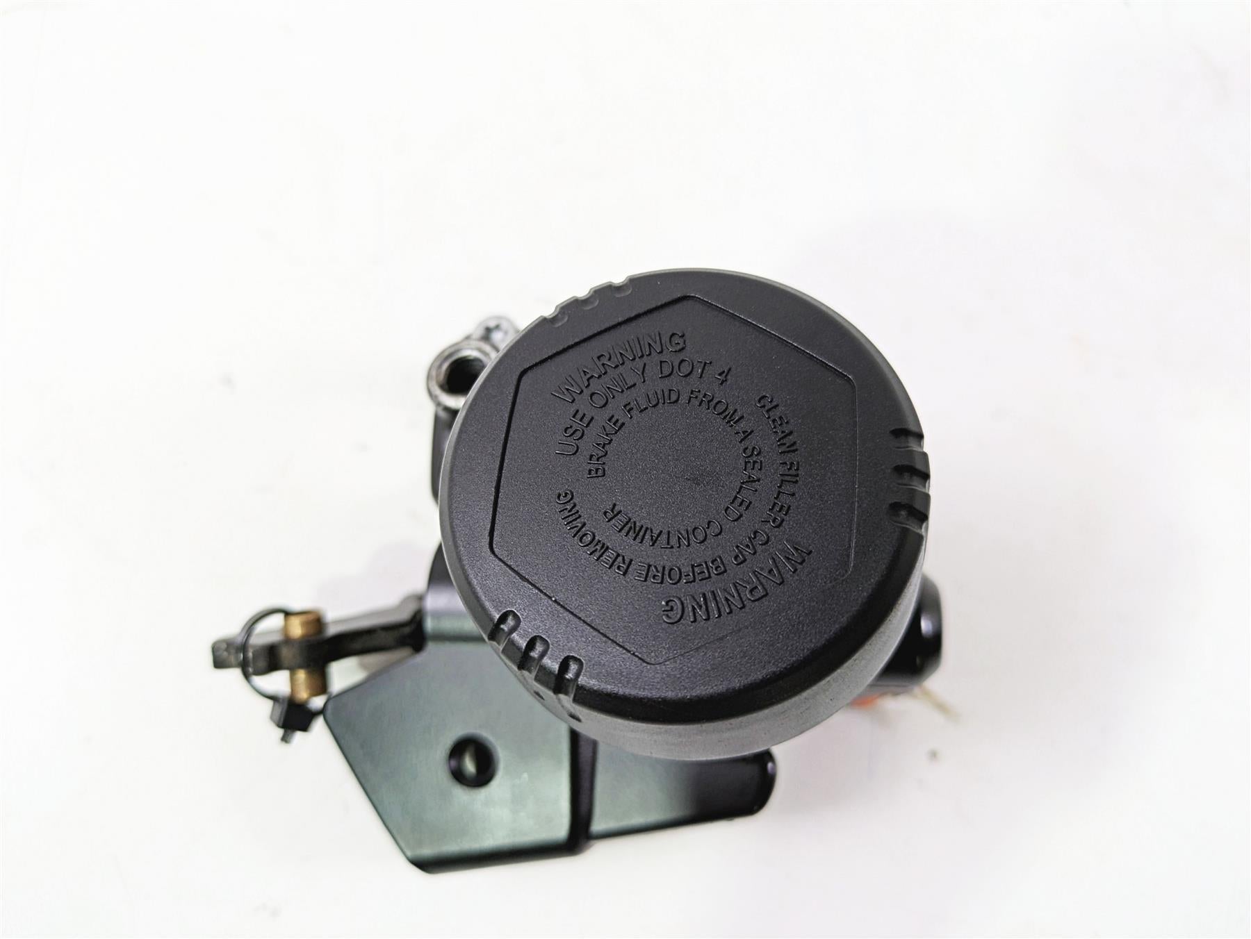 2017 BMW F800GS Adv K75 Front Brake Master Cylinder 32728530045 {{ shop.shopifyCountryName }} - Mototech271