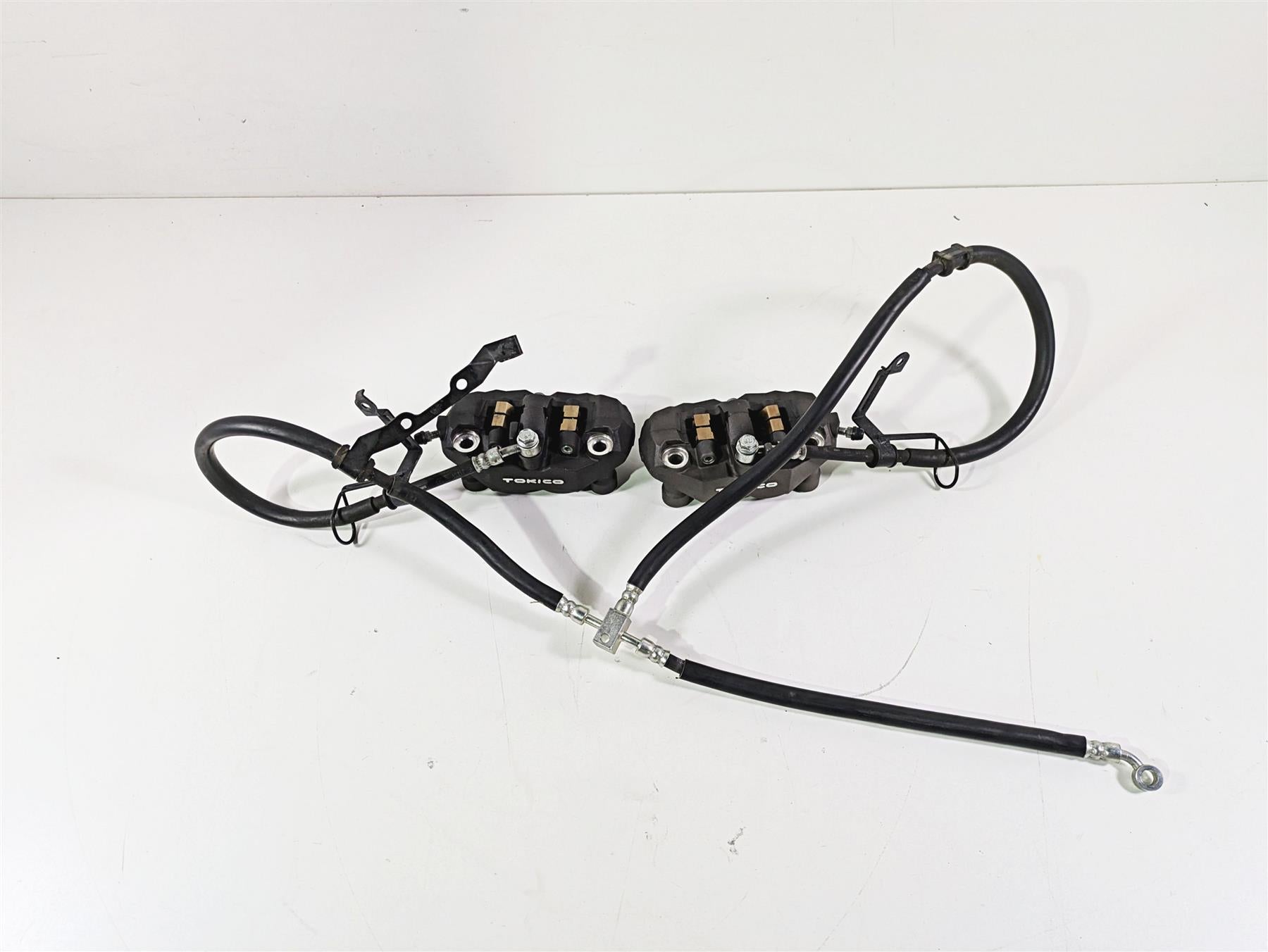 2016 Suzuki M109R VZR1800 Boulevard Tokico Front Brake Caliper Set 59100-41G40 {{ shop.shopifyCountryName }} - Mototech271