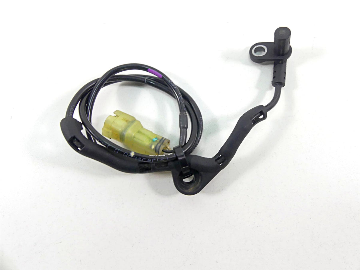 2022 Triumph Speed Triple 1200 RS Front Abs Brake Wheel Speed Sensor T2028270 {{ shop.shopifyCountryName }} - Mototech271