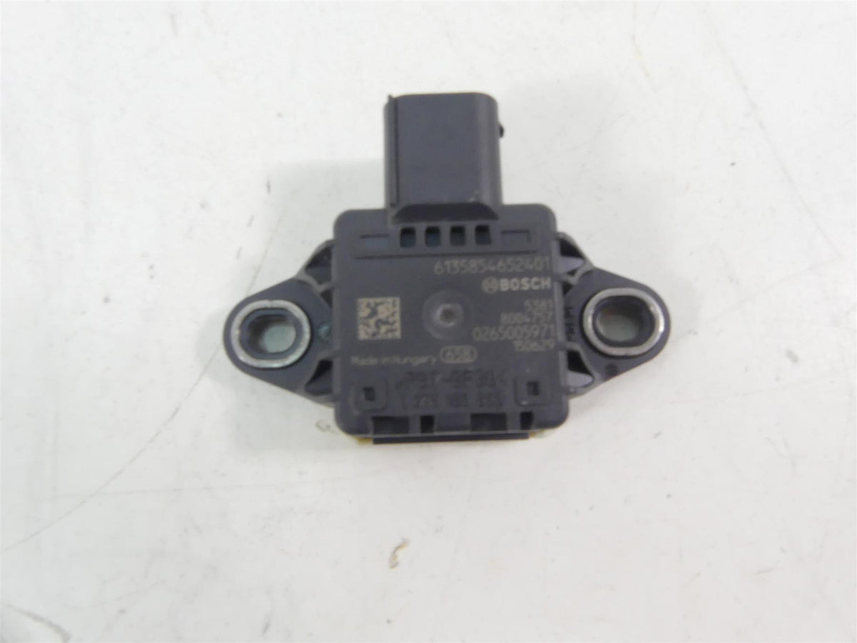 2016 BMW R1200RS K54 Bosch Speed Sensor Module 61358546524 {{ shop.shopifyCountryName }} - Mototech271