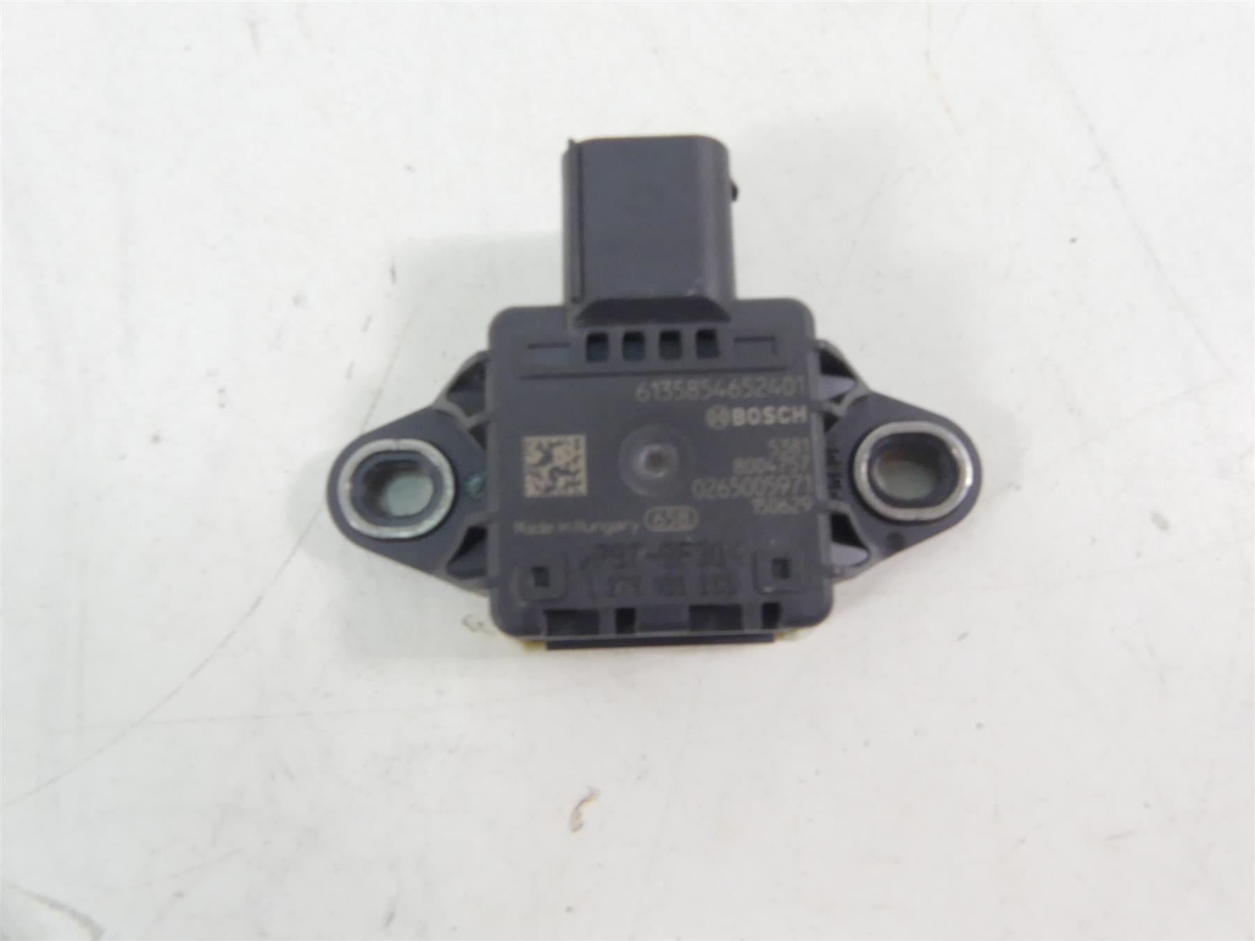 2016 BMW R1200RS K54 Bosch Speed Sensor Module 61358546524 {{ shop.shopifyCountryName }} - Mototech271