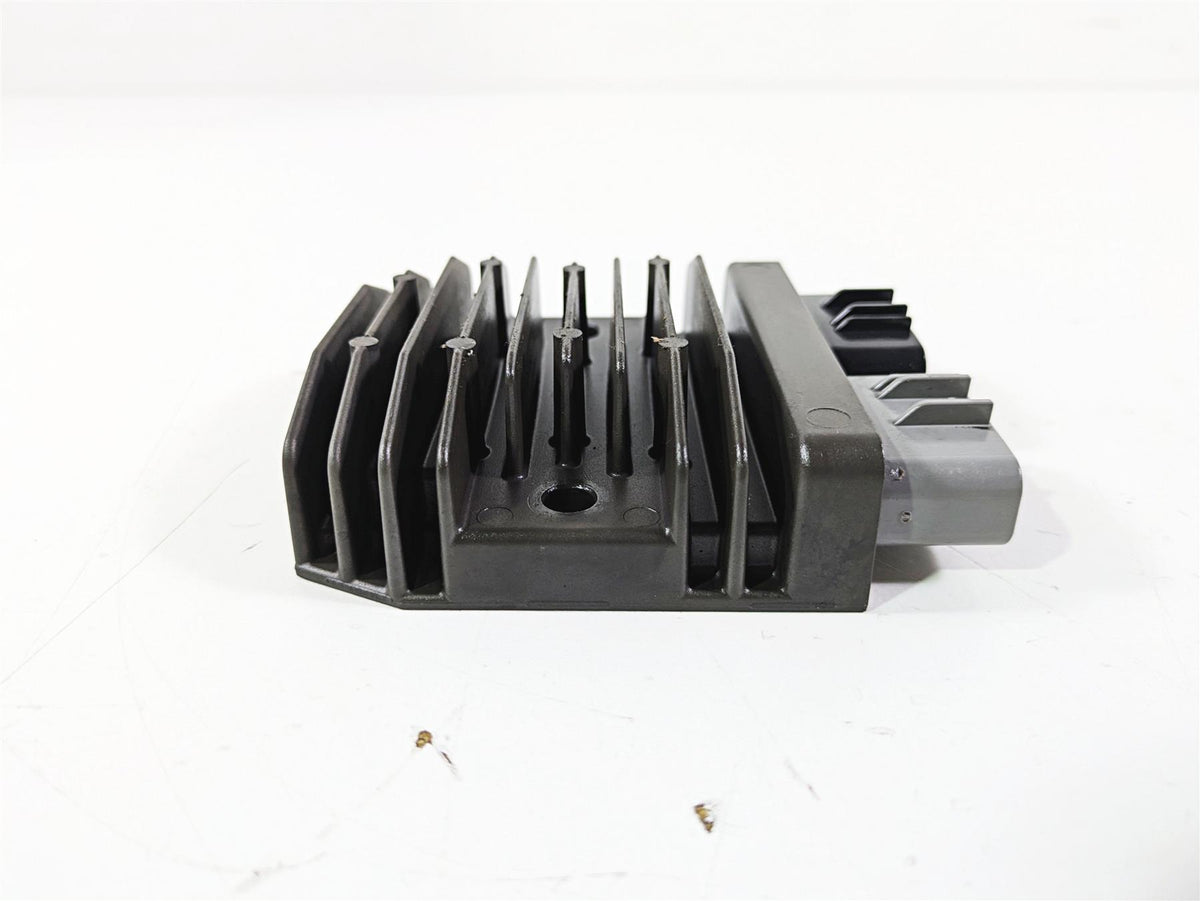 2016 BMW S1000RR K46 Rectifier Voltage Regulator FH020CA 12317718422 {{ shop.shopifyCountryName }} - Mototech271