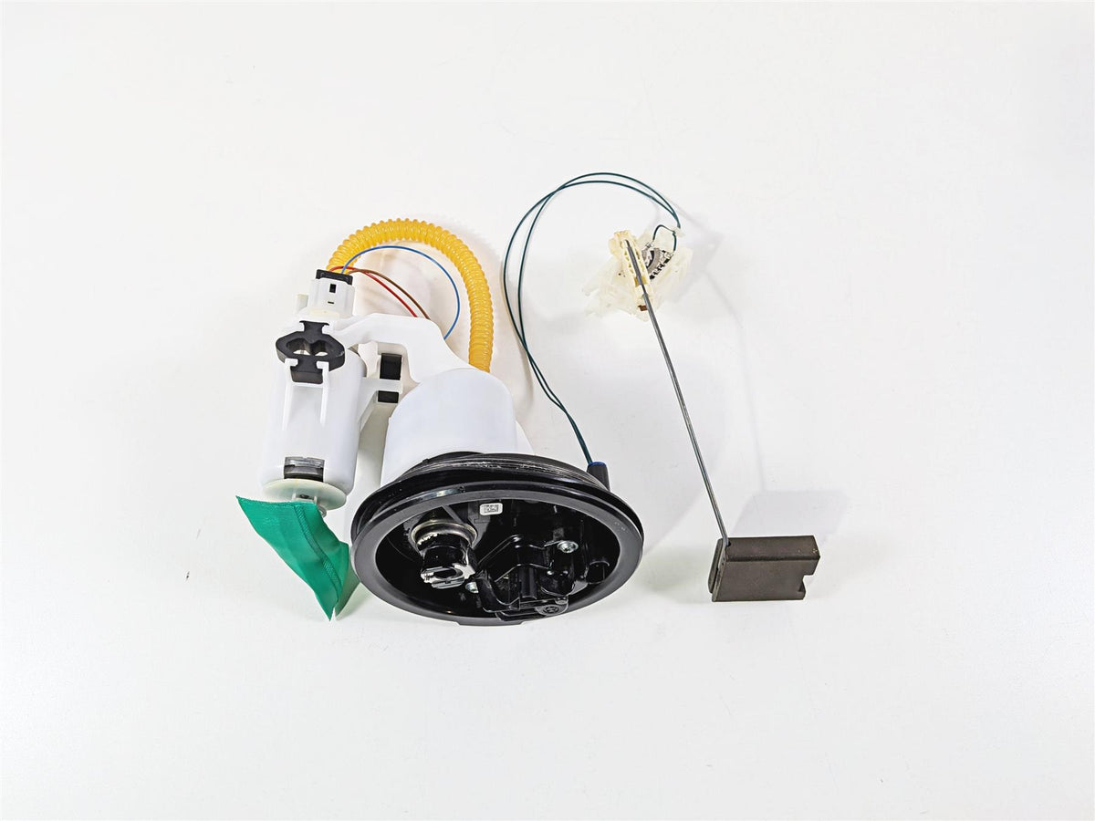 2014 BMW S1000RR K46 Fuel Gas Petrol Pump & Sender - Tested - Video 16147718349 {{ shop.shopifyCountryName }} - Mototech271