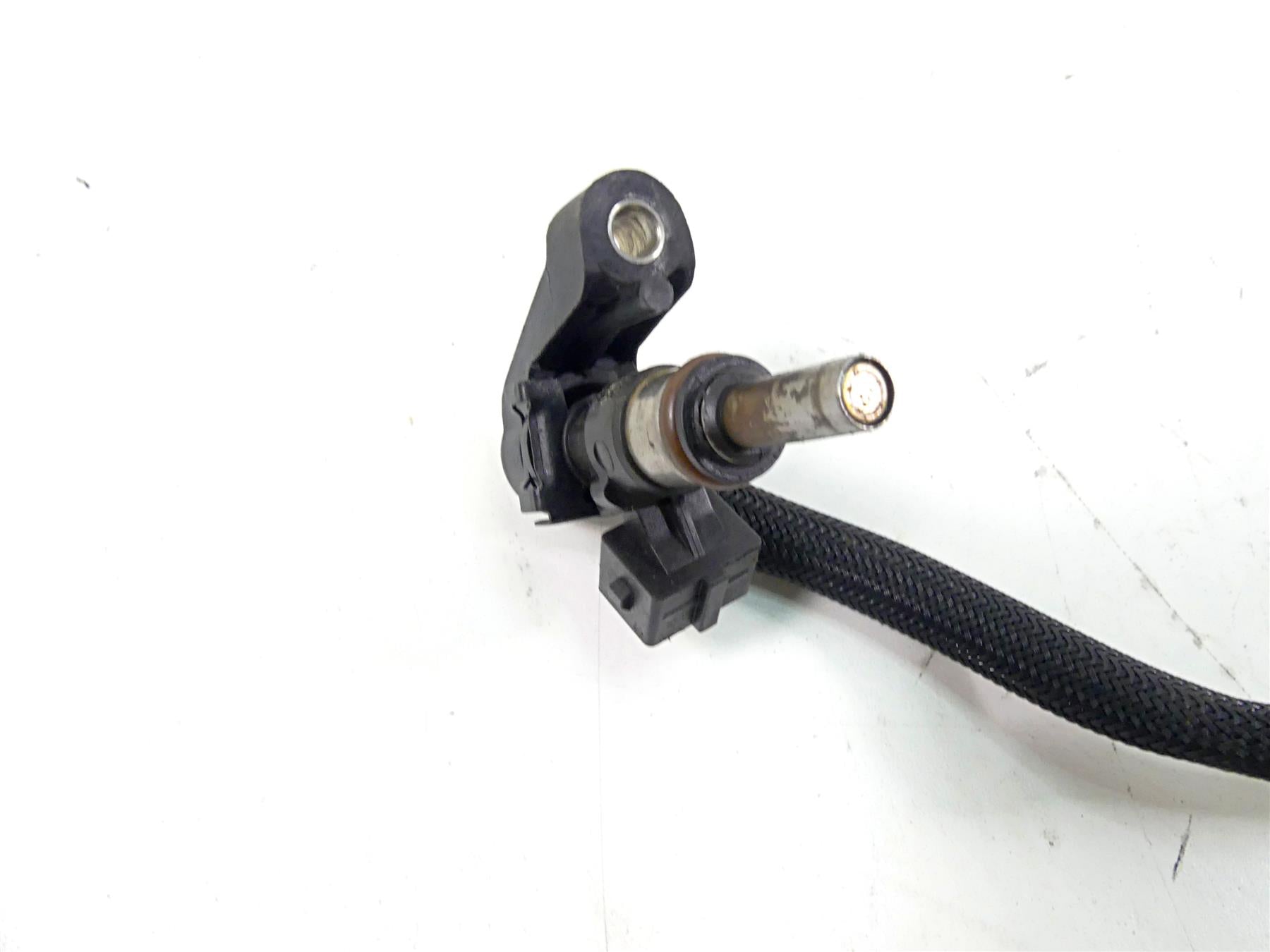 2015 BMW R1200GS GSW K50 Fuel Distributor Injector + Hoses Set 13538556862 {{ shop.shopifyCountryName }} - Mototech271