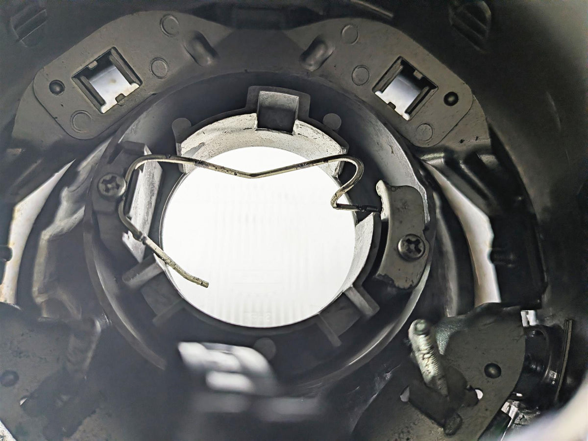 2007 Yamaha XVS1100 V-Star Custom Headlight Head Light Lamp No Bulb 5KP-84310-01 {{ shop.shopifyCountryName }} - Mototech271