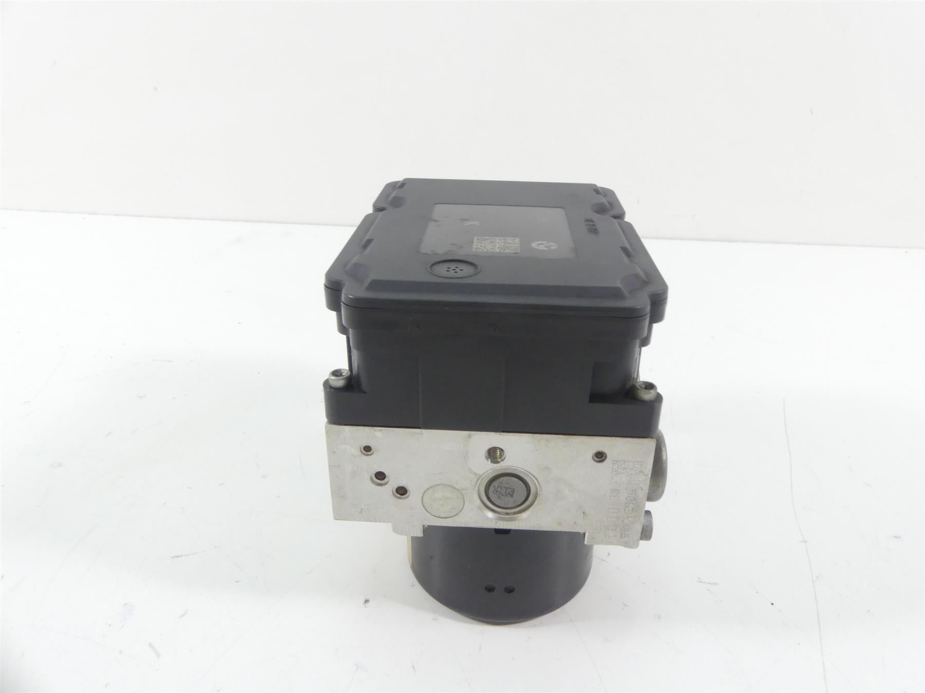 2009 BMW R1200GS K25 Abs Brake Pump Pressure Modulator Module 7682002 7715107 {{ shop.shopifyCountryName }} - Mototech271