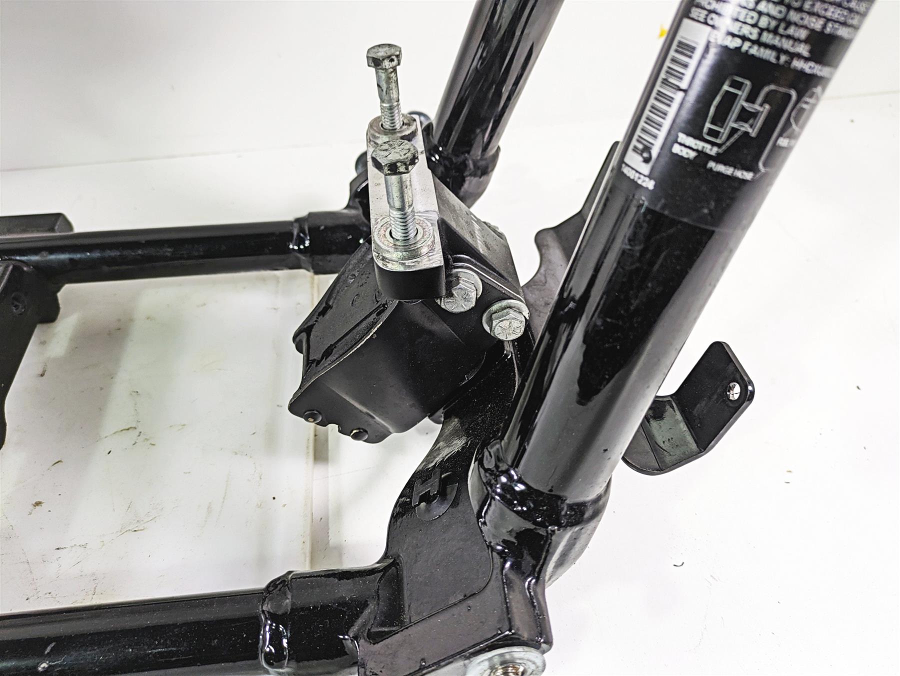 2017 Harley Dyna FXDB Street Bob Straight Main Frame Chassis 29dgr With Clean California Title 47745-06B {{ shop.shopifyCountryName }} - Mototech271