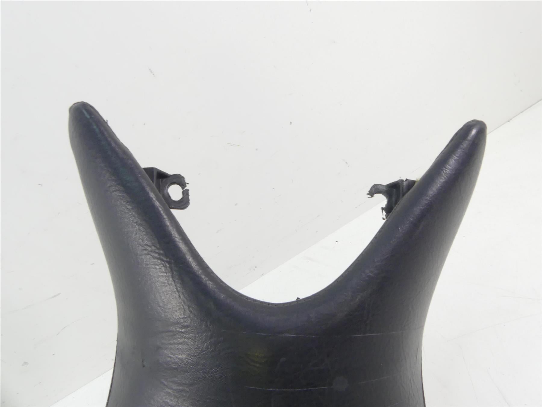 2011 Victory Vision Tour Heated Dual Driver Passenger Seat Saddle - Read 2684352 {{ shop.shopifyCountryName }} - Mototech271
