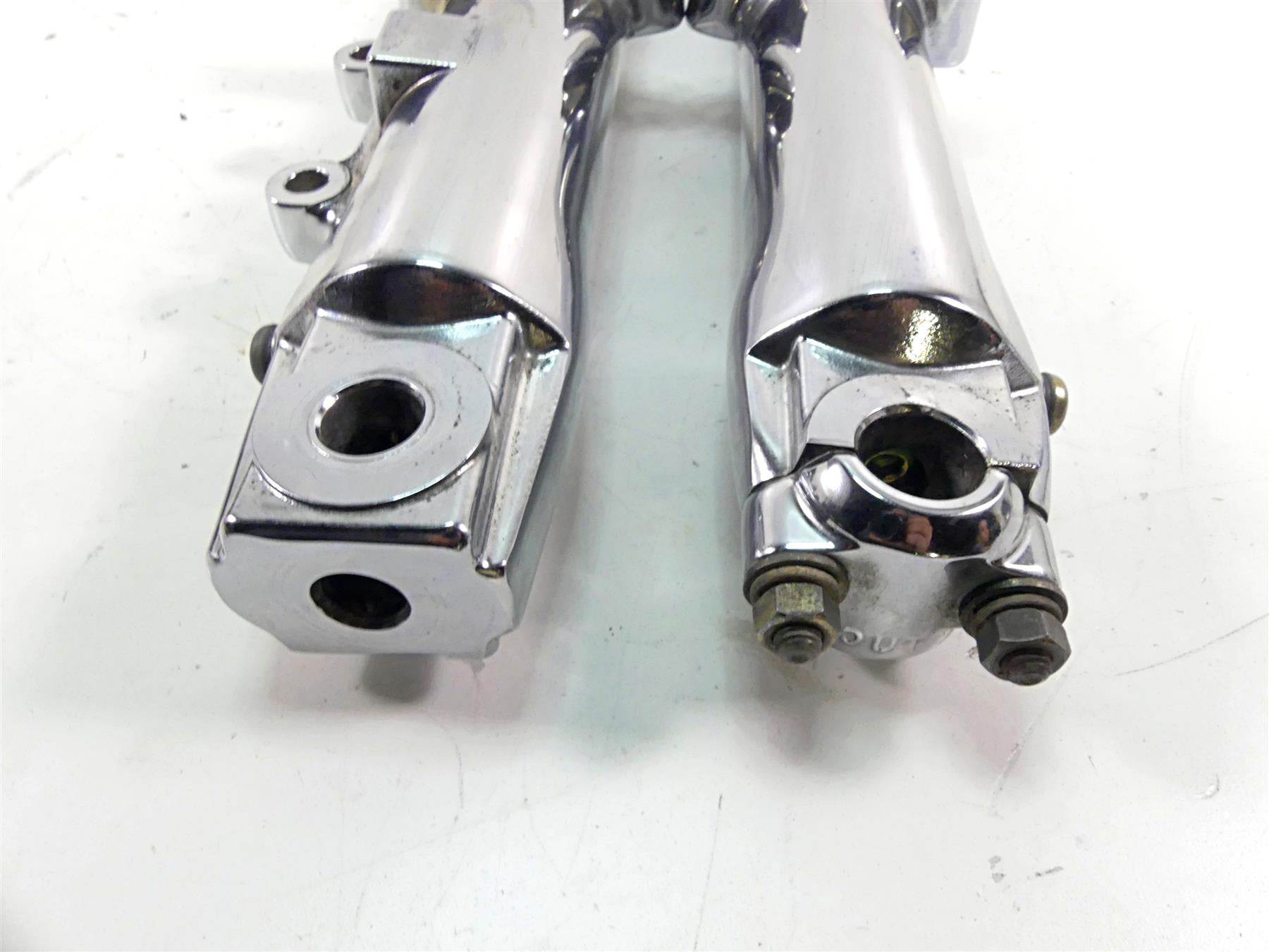 2002 Harley FLSTCI Softail Heritage Chrome 41mm Front Forks 45915-00 45916-00 {{ shop.shopifyCountryName }} - Mototech271
