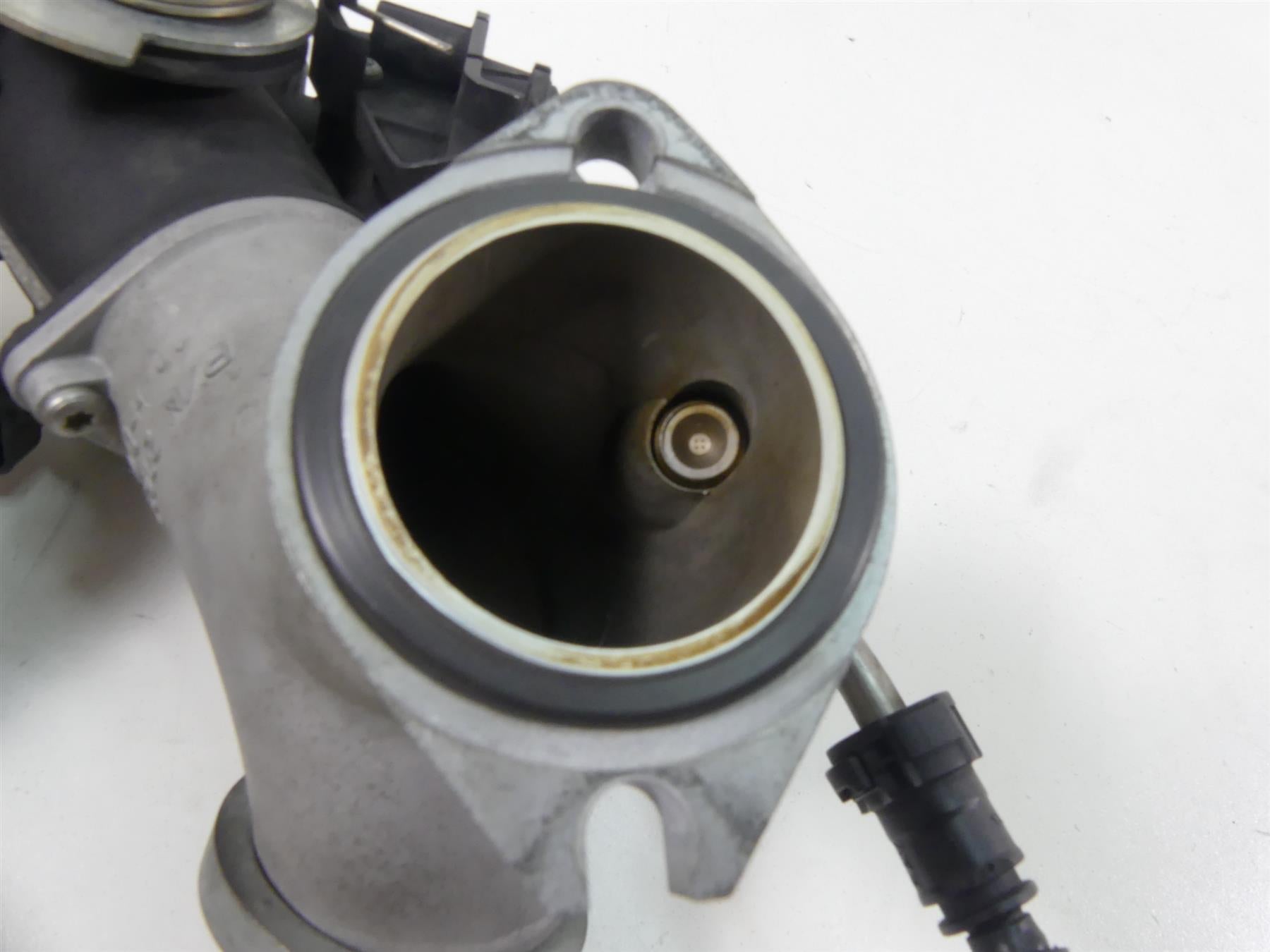 2004 Harley FLHTC SE CVO Electra Glide Throttle Body Fuel Injector 27600-01 {{ shop.shopifyCountryName }} - Mototech271