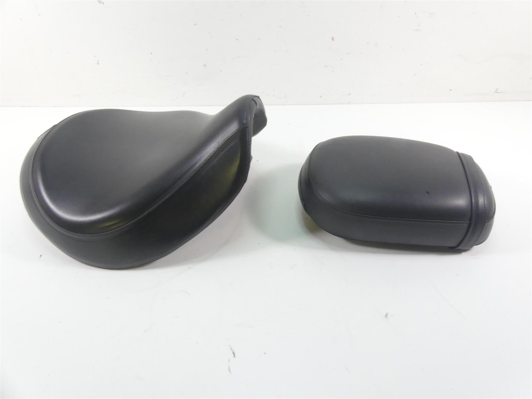 2002 Triumph Bonneville America Front Rear Seat Set T4020184 T4020187 {{ shop.shopifyCountryName }} - Mototech271